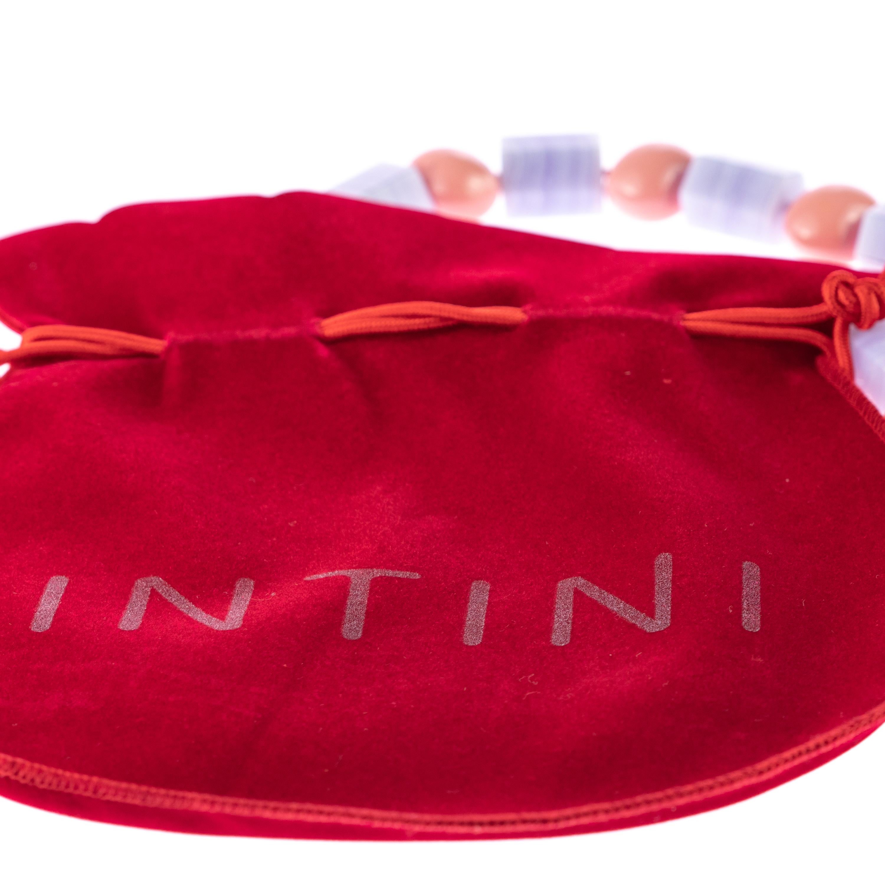 Collana di calcedonio rosa in resina fatta a mano a tubo tondo, guerriero tribale, geometrico e déco in vendita 3