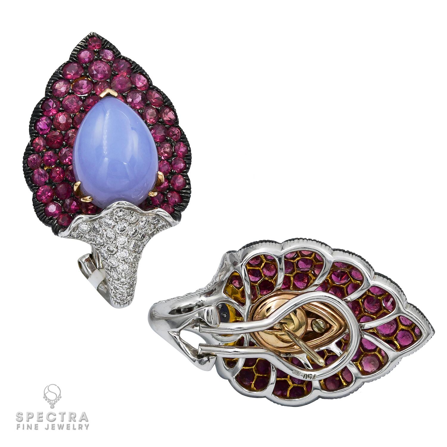 Women's Chalcedony Pink Sapphire Earrings and Brooch/Pendant Jewelry Suite For Sale