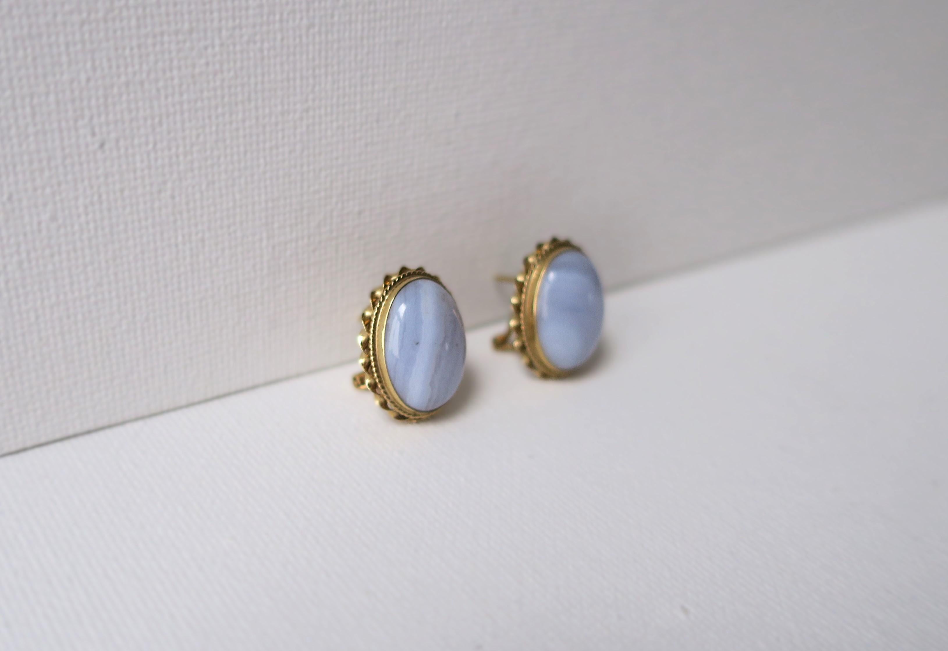 Oval Cut Chalcedony Quartz 14-Karat Gold Earrings For Sale