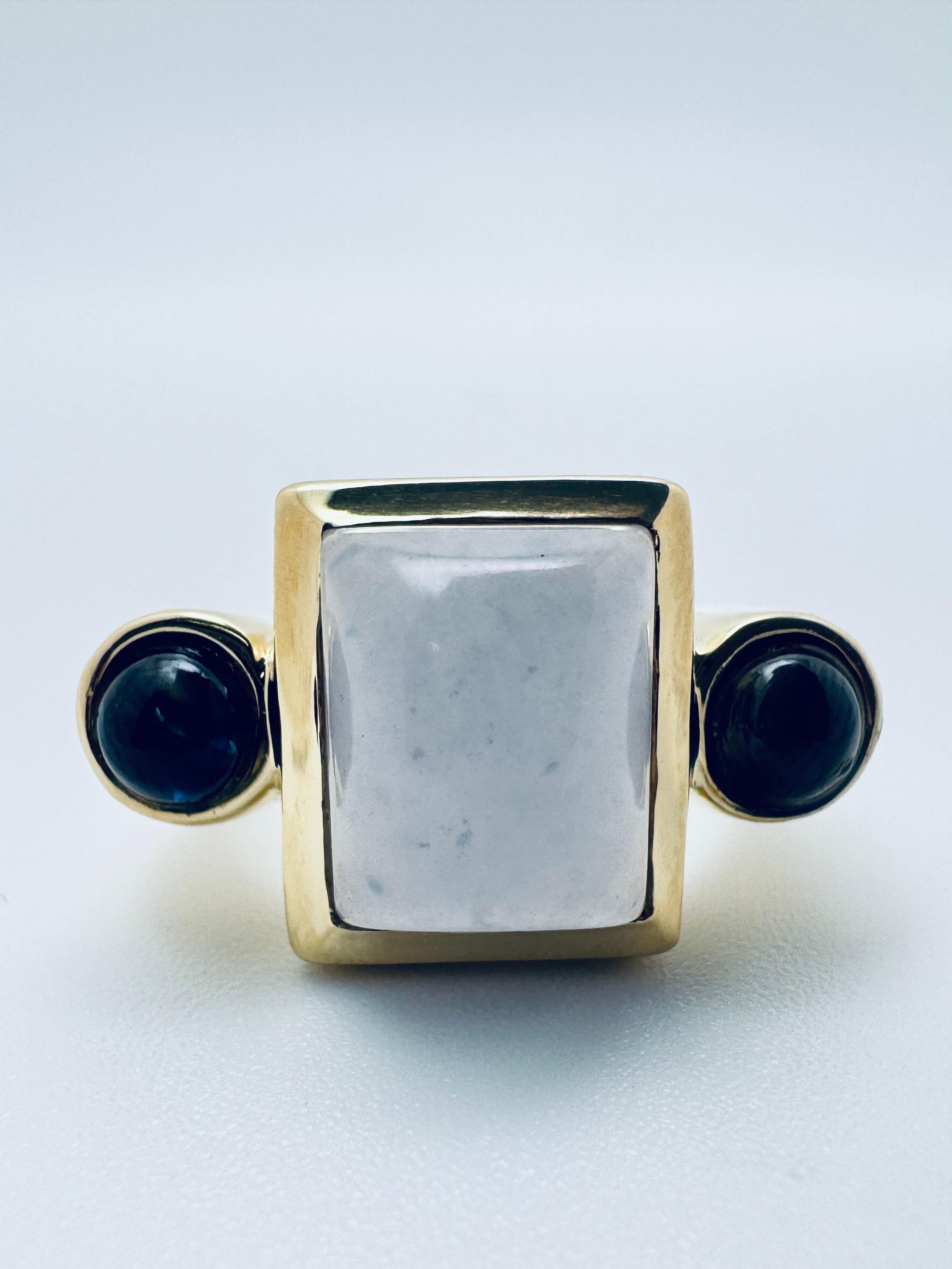 Bague en calcédoine et saphir en vente 1