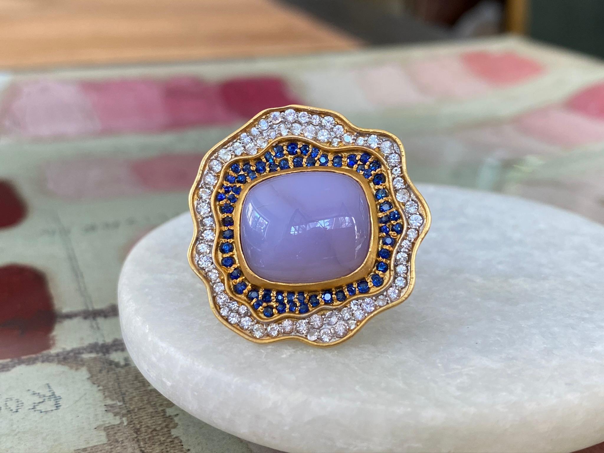Chalcedony Sapphires and 18 Karat Gold Cocktail Ring by Lauren Harper For Sale 2