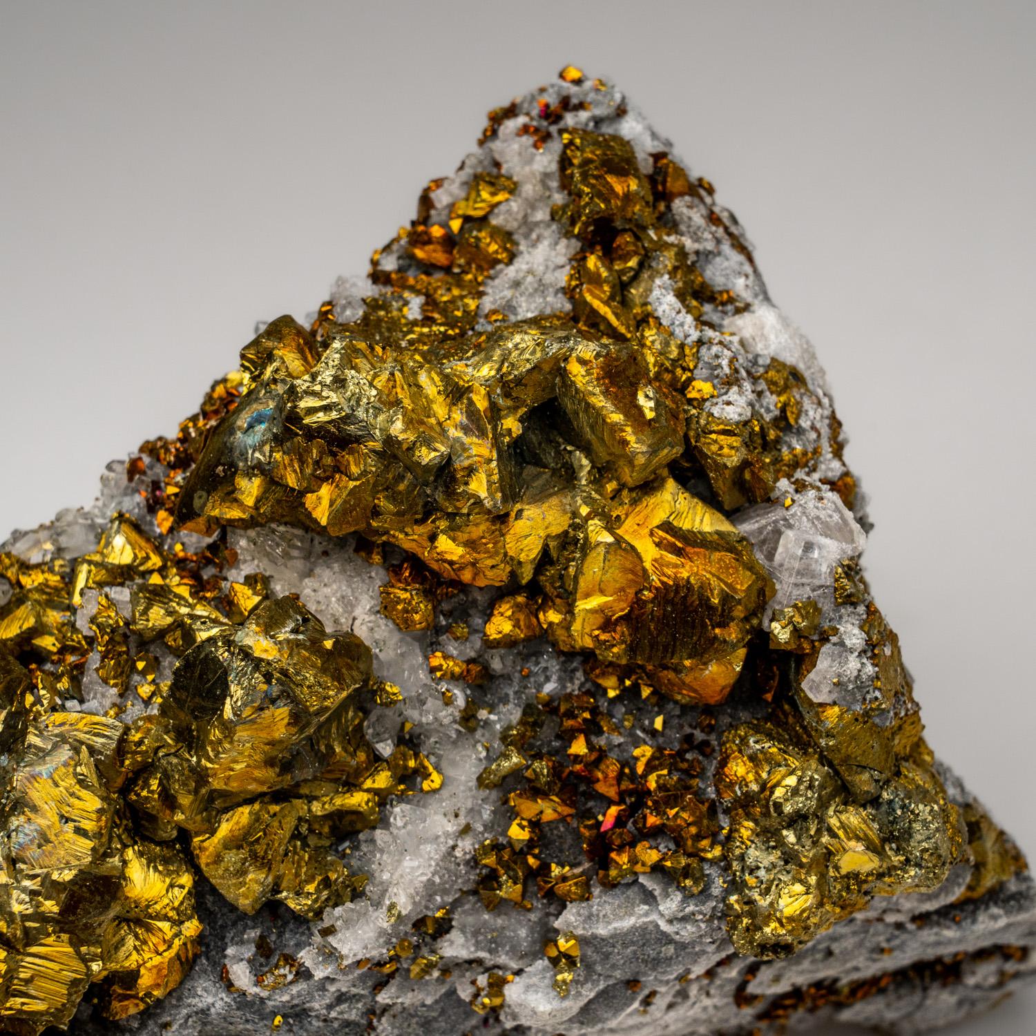 Calcopirite dalla miniera di Huanggang, Keshiketeng Qi, Chifeng, Mongolia Interna, Cina in vendita 1
