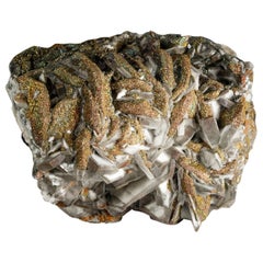 Chalcopyrit über Calcite aus dem Bergbaubezirk Edong, Daye, Hubei, China
