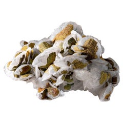 Chalcopyrite sur calcite du district minier d'Edong, Daye, Hubei, Chine