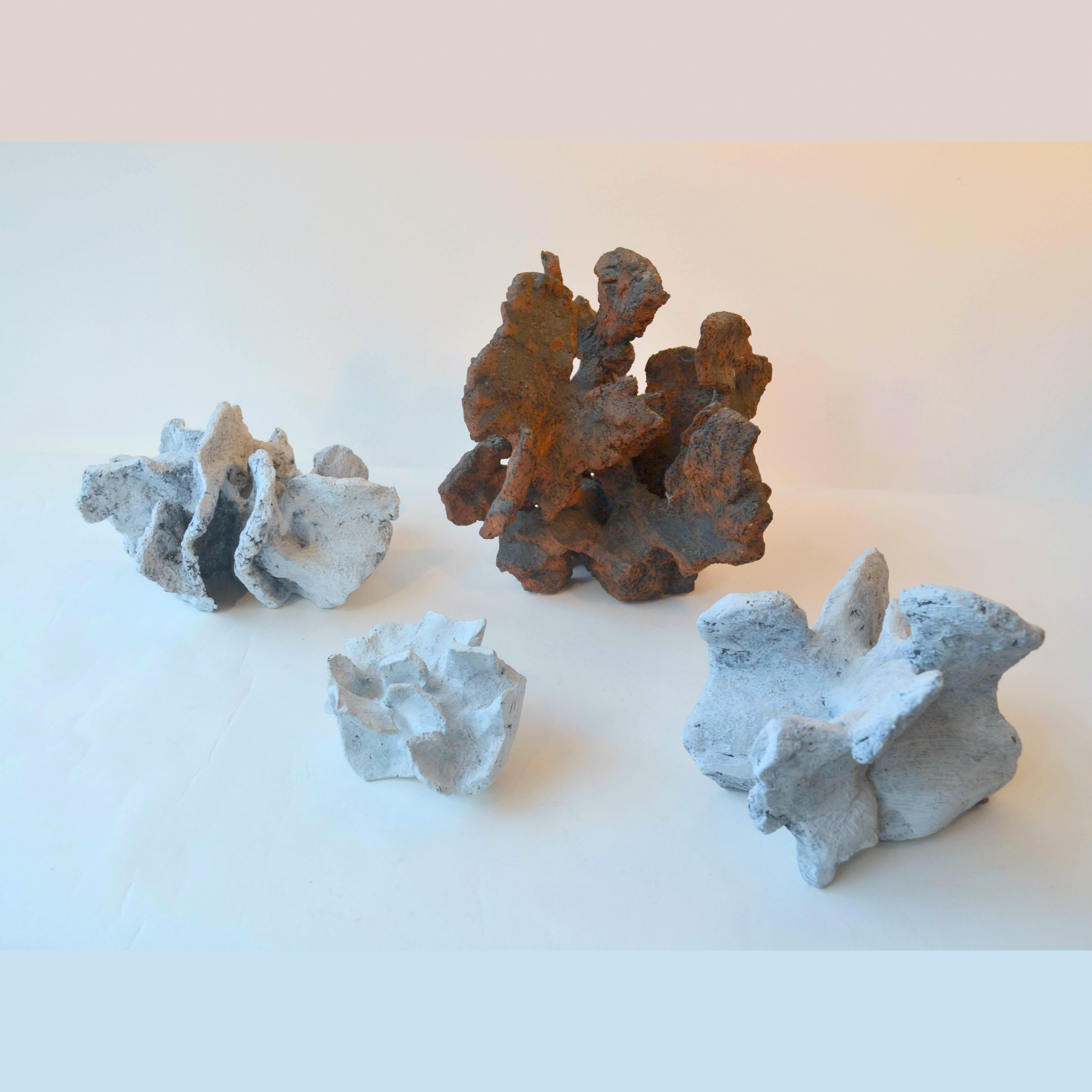 Escultura abstracta en blanco tiza de Bryan Blow 1 en venta 9