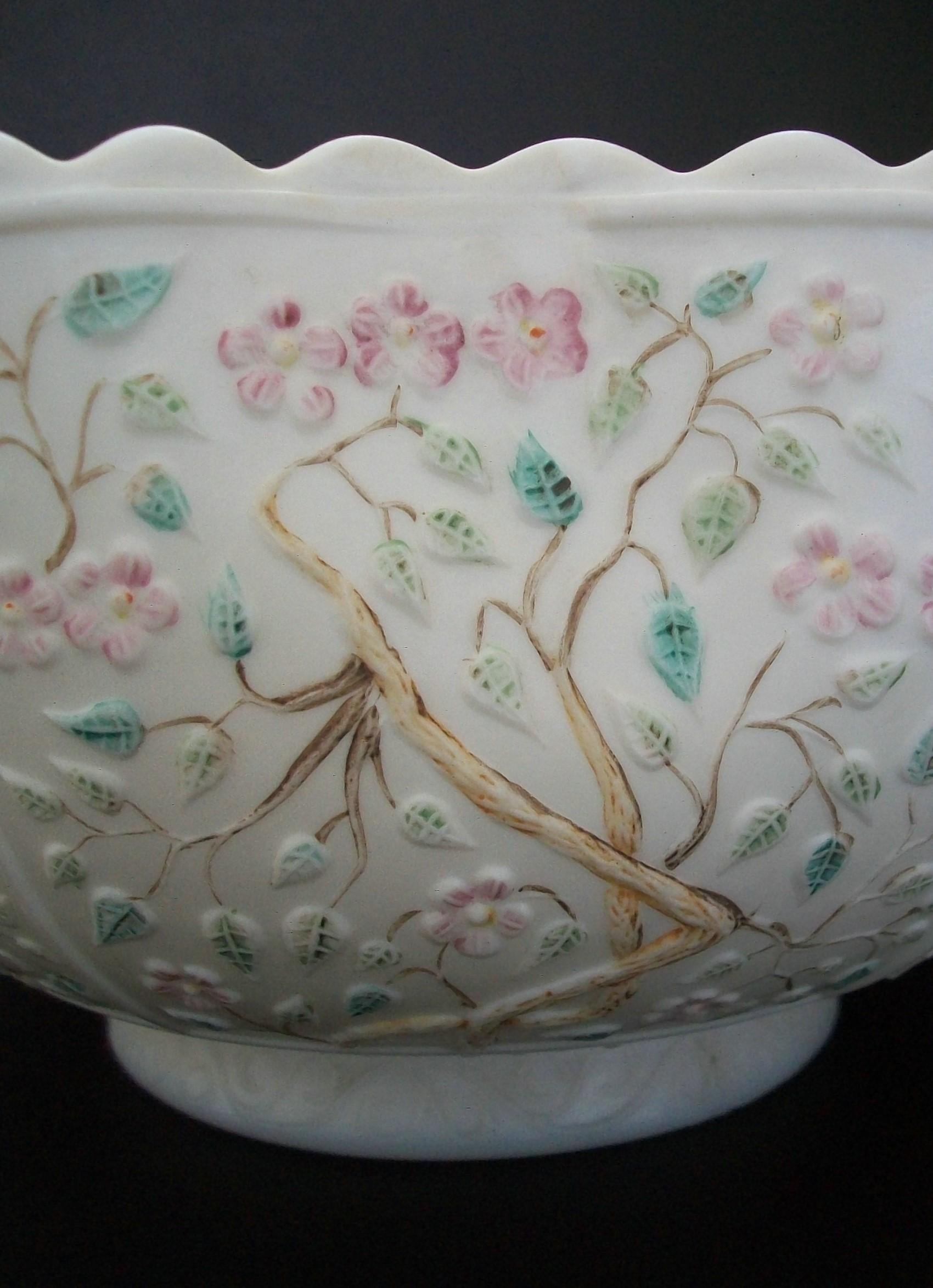 Challinor Taylor Glass Co., 'Tree of Life', Milk Glass Bowl, U.S.A., C.1890 For Sale 3