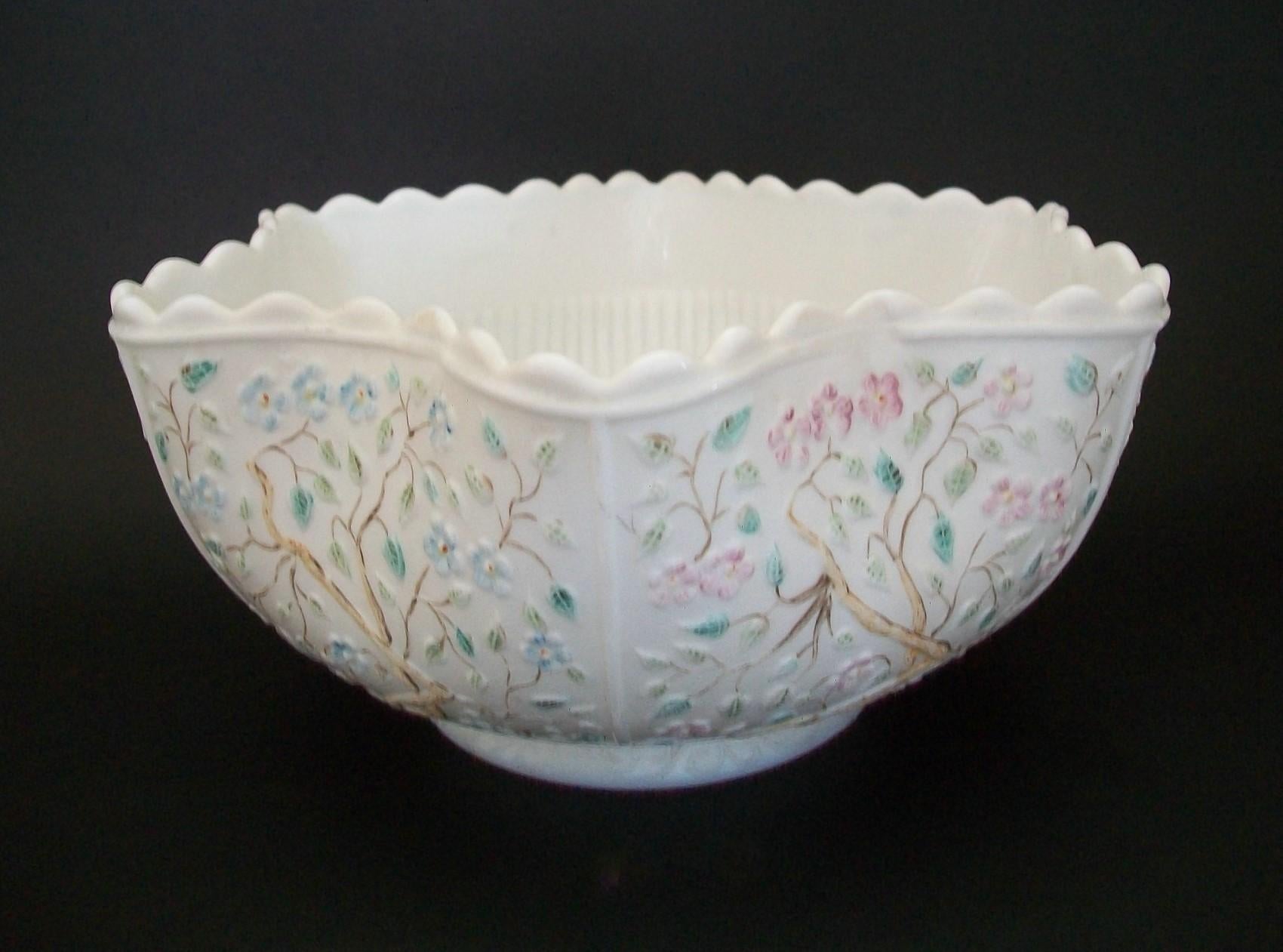 challinor taylor milk glass