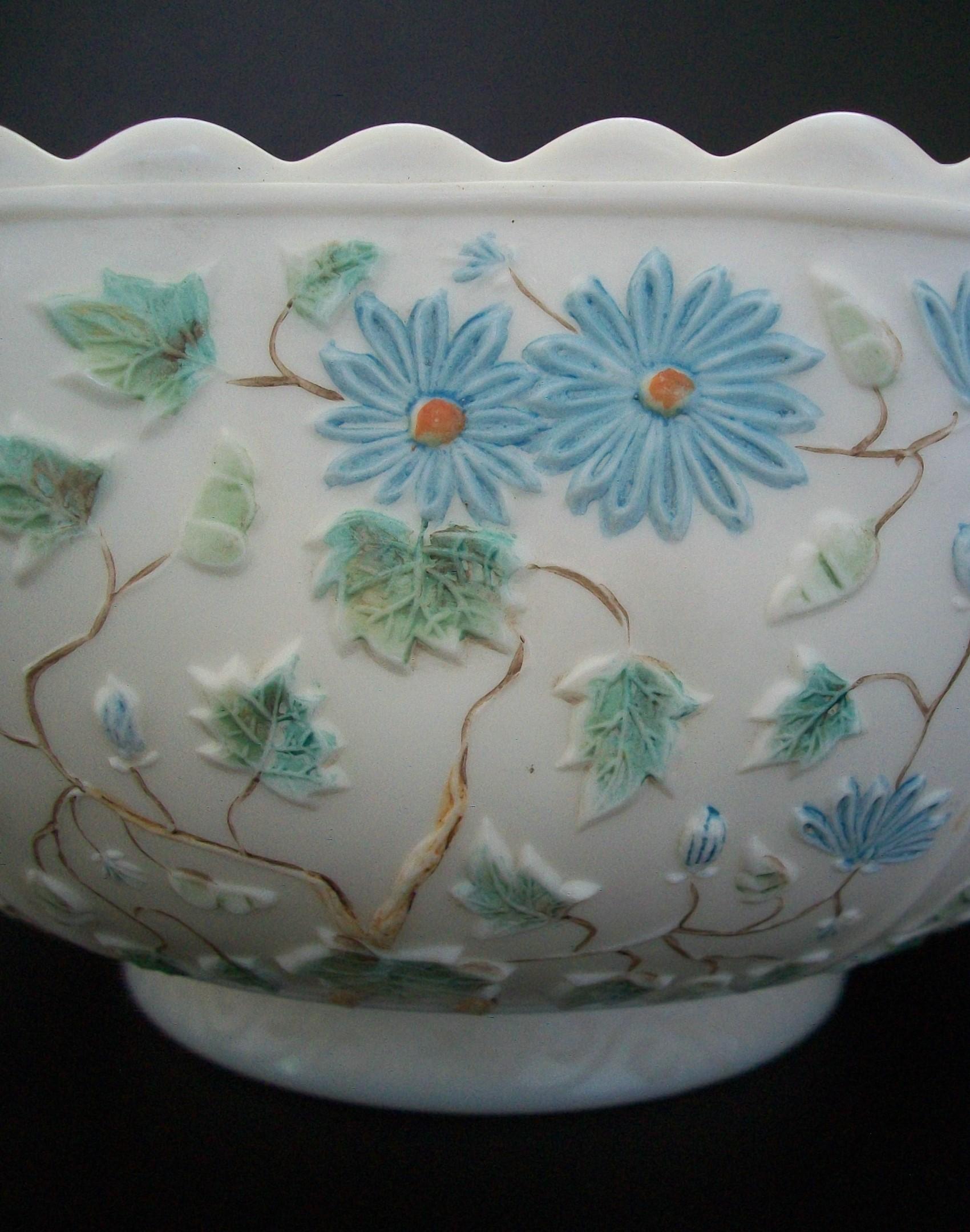 CHALLINOR TAYLOR GLASS CO. – „Baum des Lebens“ – Milchglasschale – USA – um 1890 im Angebot 1