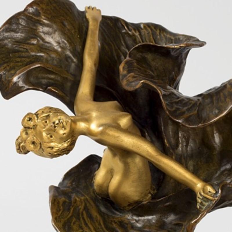 Chalon French Art Nouveau Gilt and Patinated Bronze Loïe Fuller In Excellent Condition In New York, NY