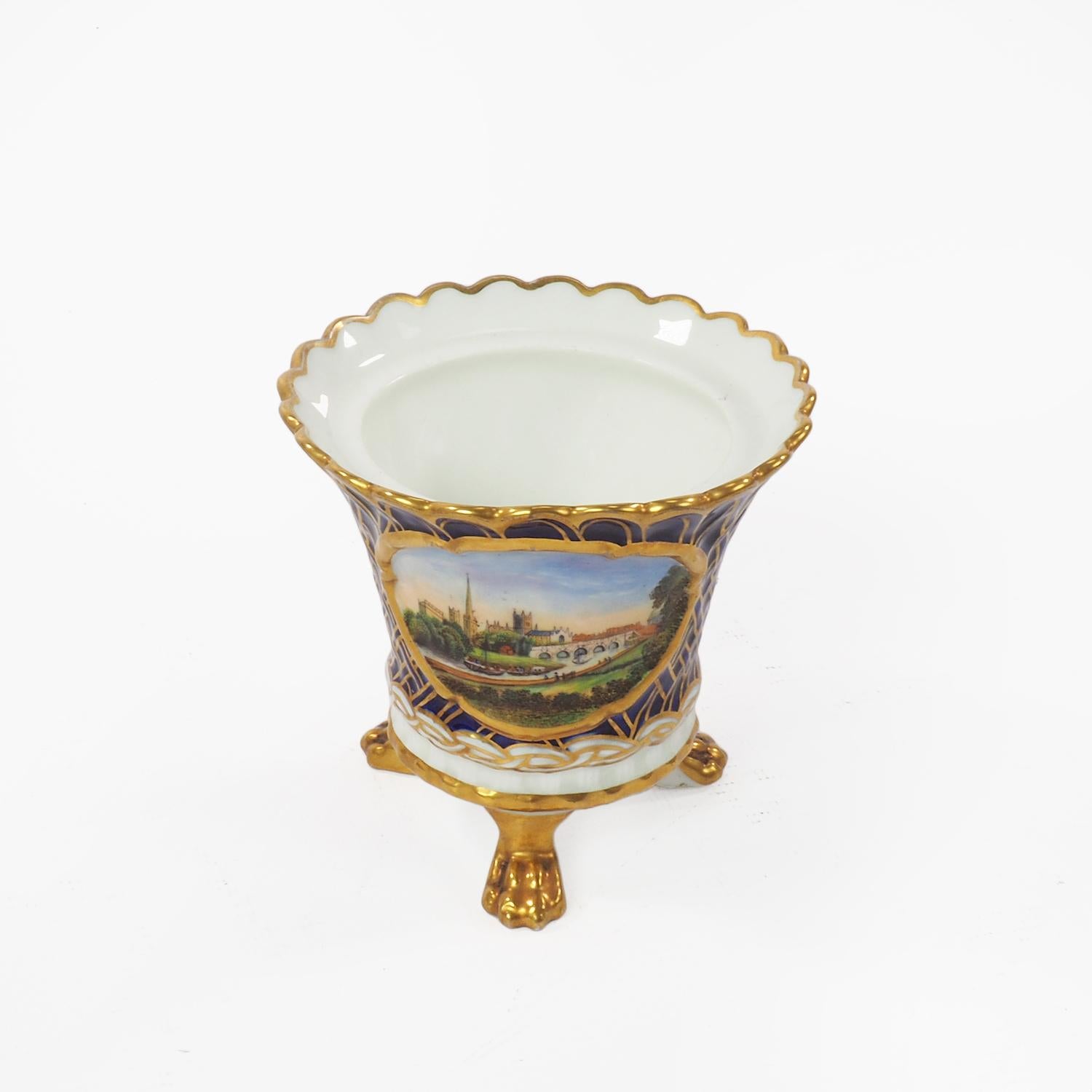 English Chamberlain Worcester Three Footed Pot with a View of Worcester, 1820s For Sale