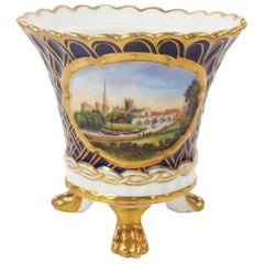 Vaso a tre piedi Chamberlains Worcester con vista di Worcester, anni '20 del XIX secolo