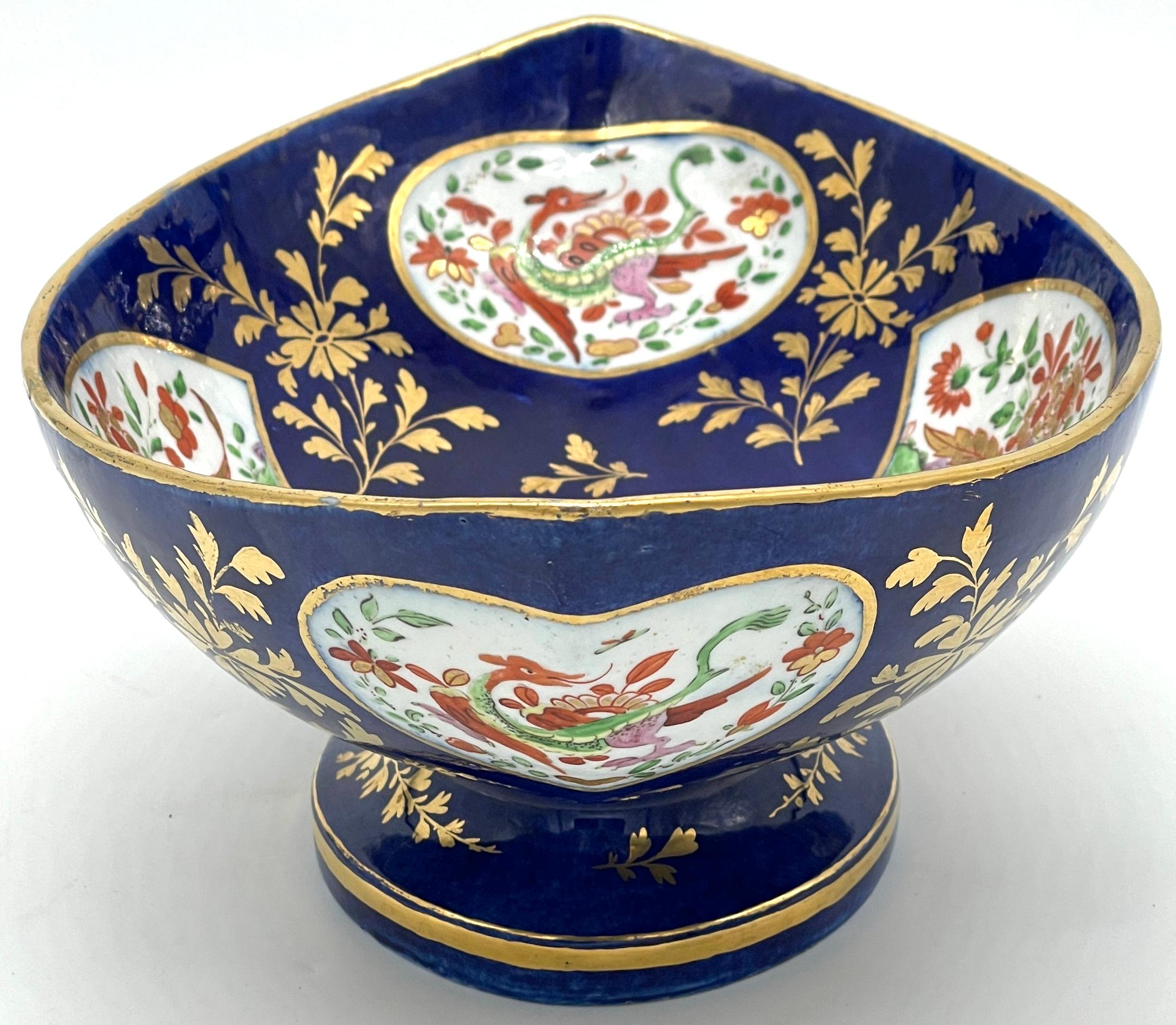 19th Century Chamberlains Worcester 'Africa' Pattern Cobalt Blue Oval Centerpiece  For Sale