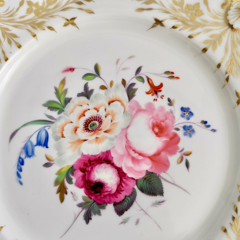 Chamberlains Worcester Dessert Service, White with Flowers, Regency, ca 1822 For Sale 10