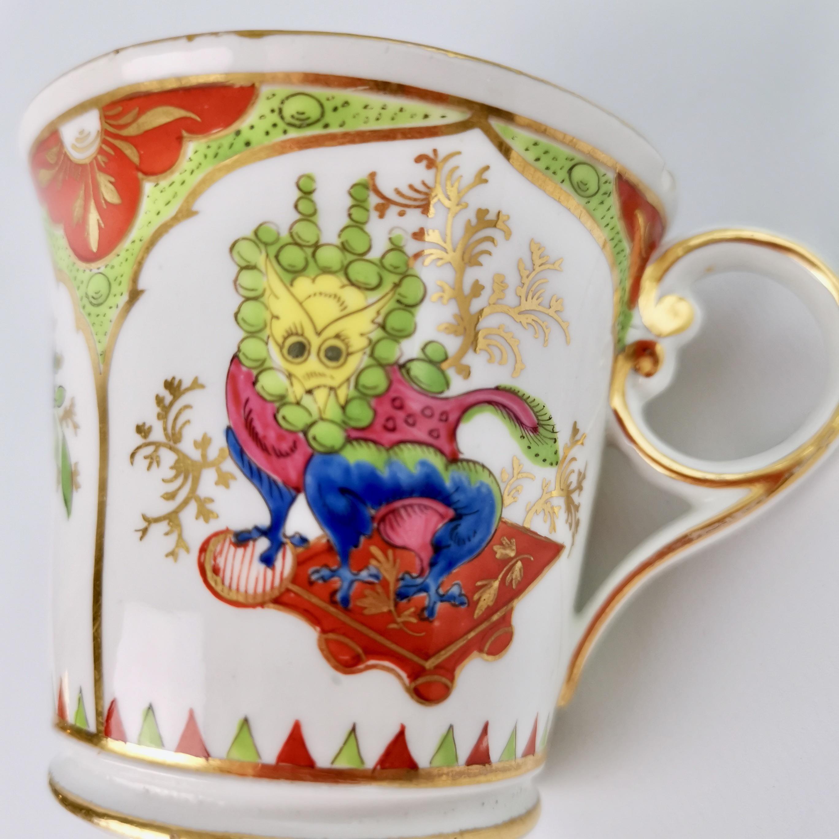 Early 19th Century Chamberlain's Worcester Orphaned Porcelain Coffee Cup, Dragons, circa 1810