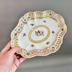Chamberlains Worcester Oval Dish, Harlequin Pattern in Style of Donegal, ca 1795