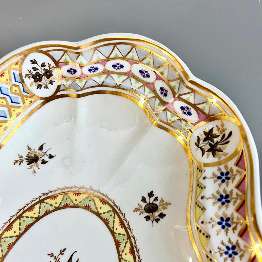 Hand-Painted Chamberlains Worcester Oval Dish, Harlequin Pattern in Style of Donegal, ca 1795 For Sale