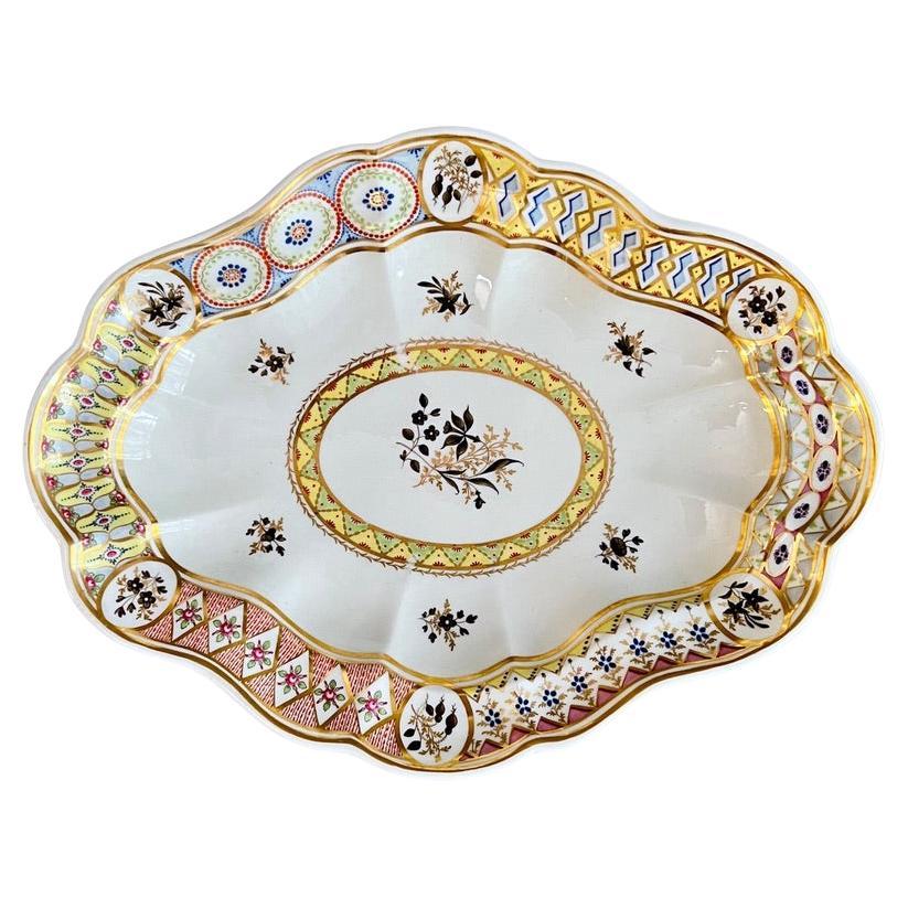 Chamberlains Worcester Oval Dish, Harlequin Pattern in Style of Donegal, ca 1795