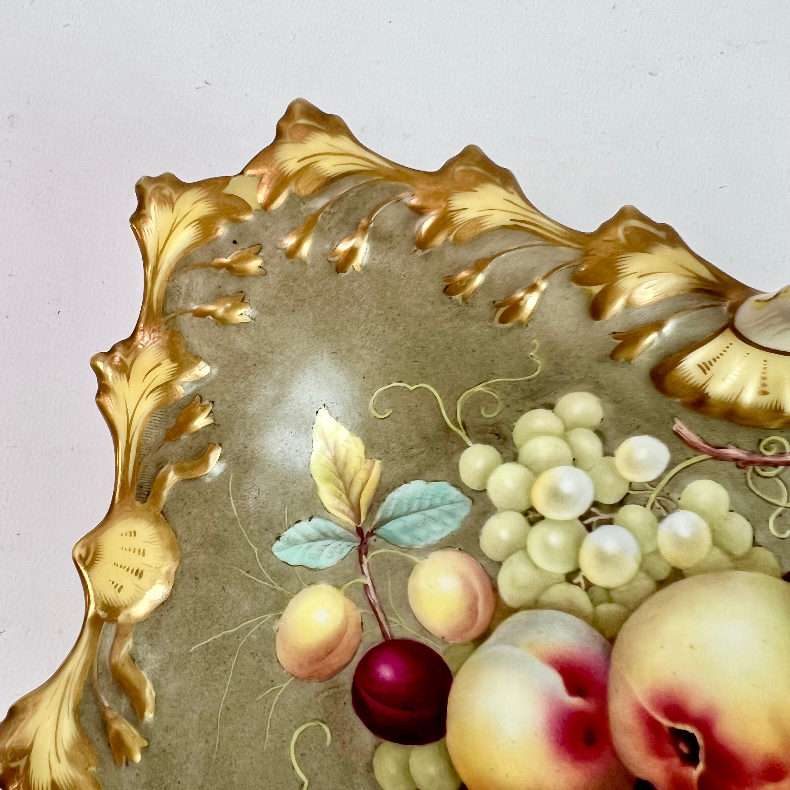 Mid-19th Century Chamberlains Worcester Porcelain Basket, Fruits by Thomas Steele, 1830-1832