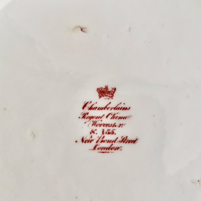 Chamberlains Worcester Porcelain Dessert Service, Sage Green, Flowers, 1816-1820 13