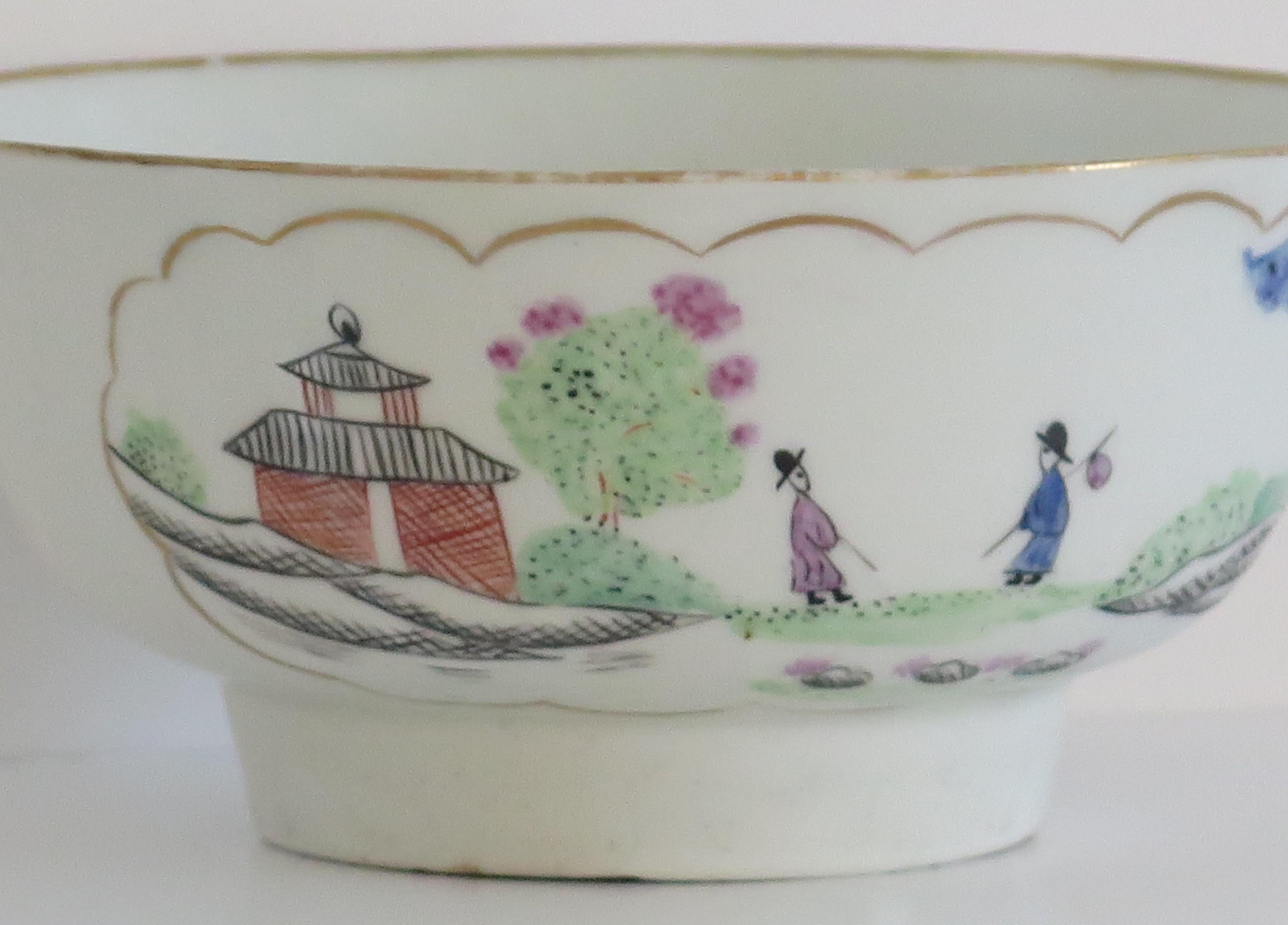 Hand-Painted Chamberlains Worcester Porcelain Slop Bowl in Stag Hunt Pattern No.9, circa 1792