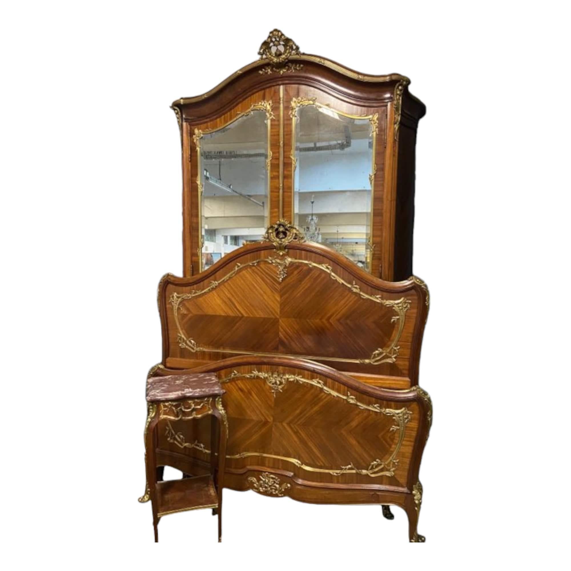 Französisch 19. Jahrhundert von Haentges Frères Palisander-Schlafzimmer-Set  im Angebot 1