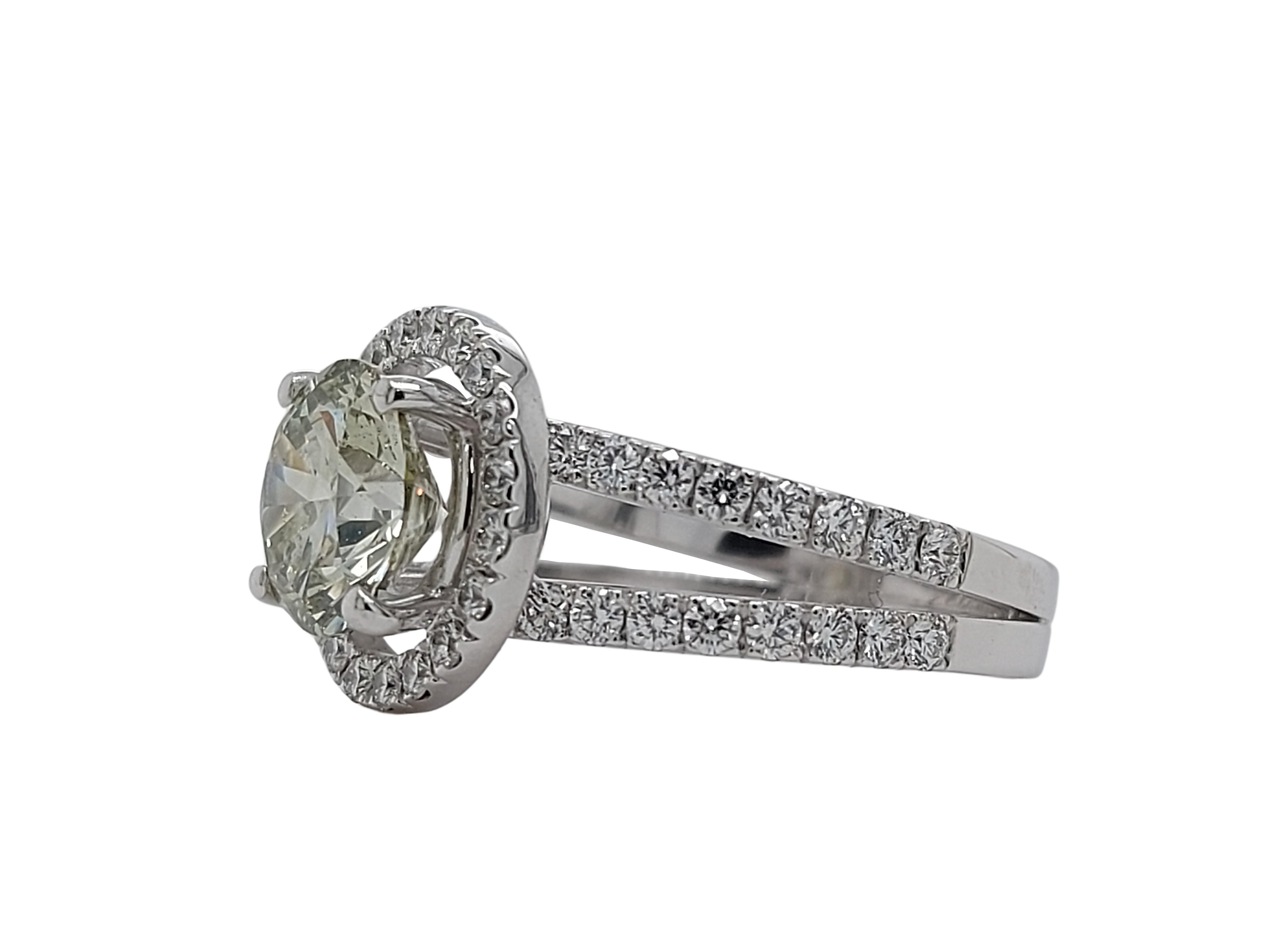 Women's or Men's Chameleon Colour Change 2.10 Ct Diamond 18 kt Ring, GIA Certificate For Sale