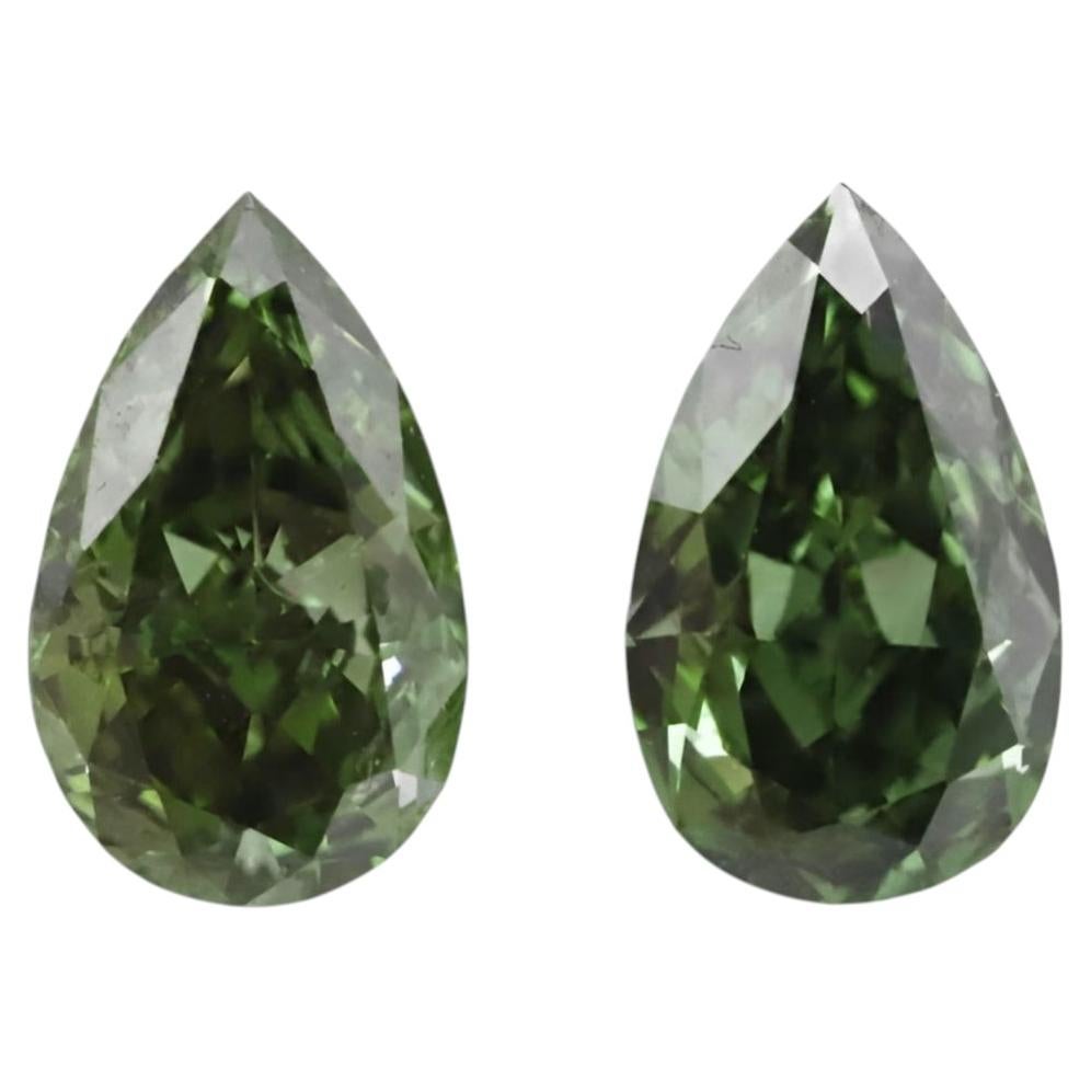 Chameleon Diamond - 0.47ct Natural Loose Fancy Green Pear GIA VS1 Match Pair For Sale