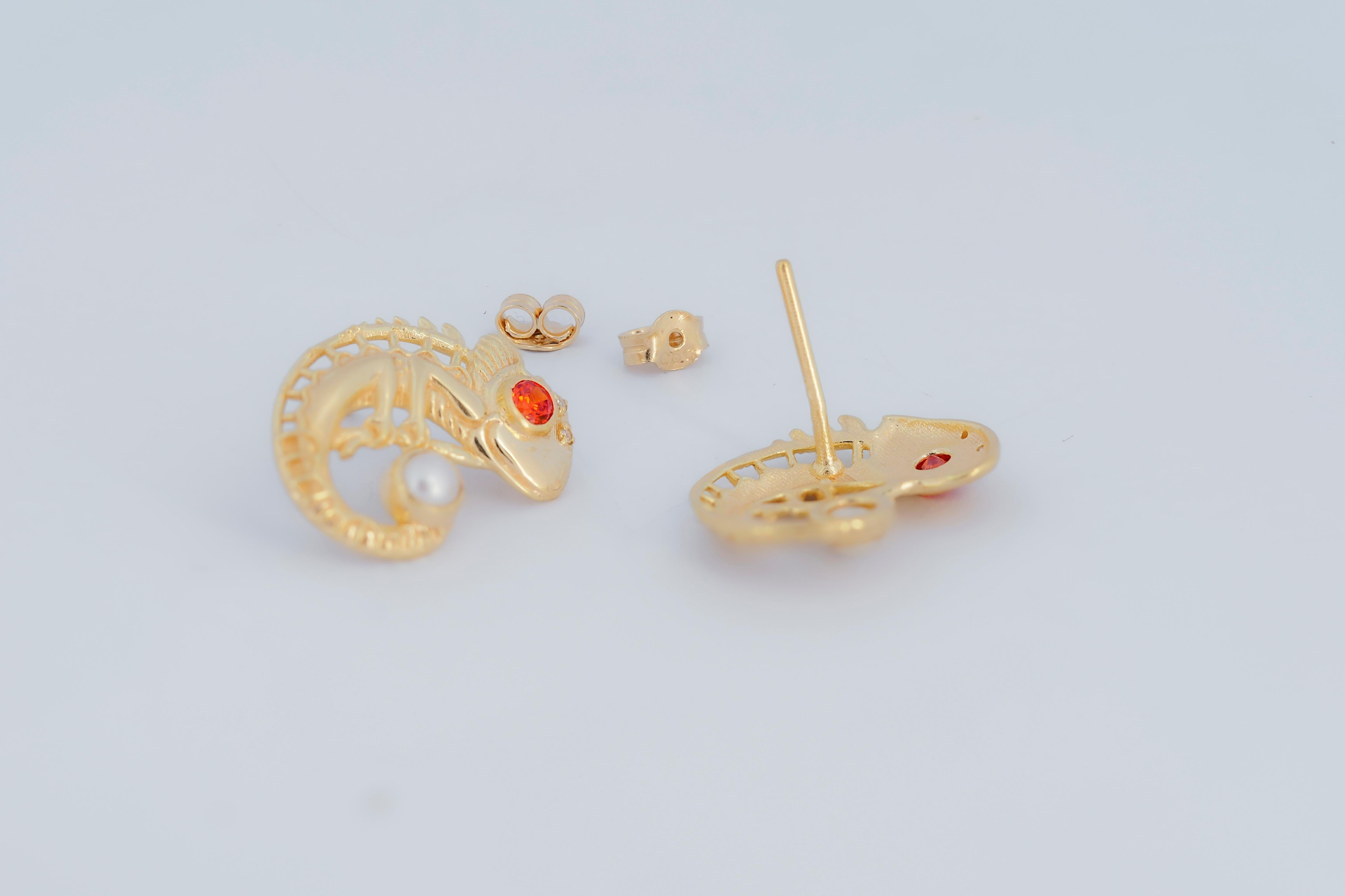 Chameleon earrings studs 14k Gold.  For Sale 1