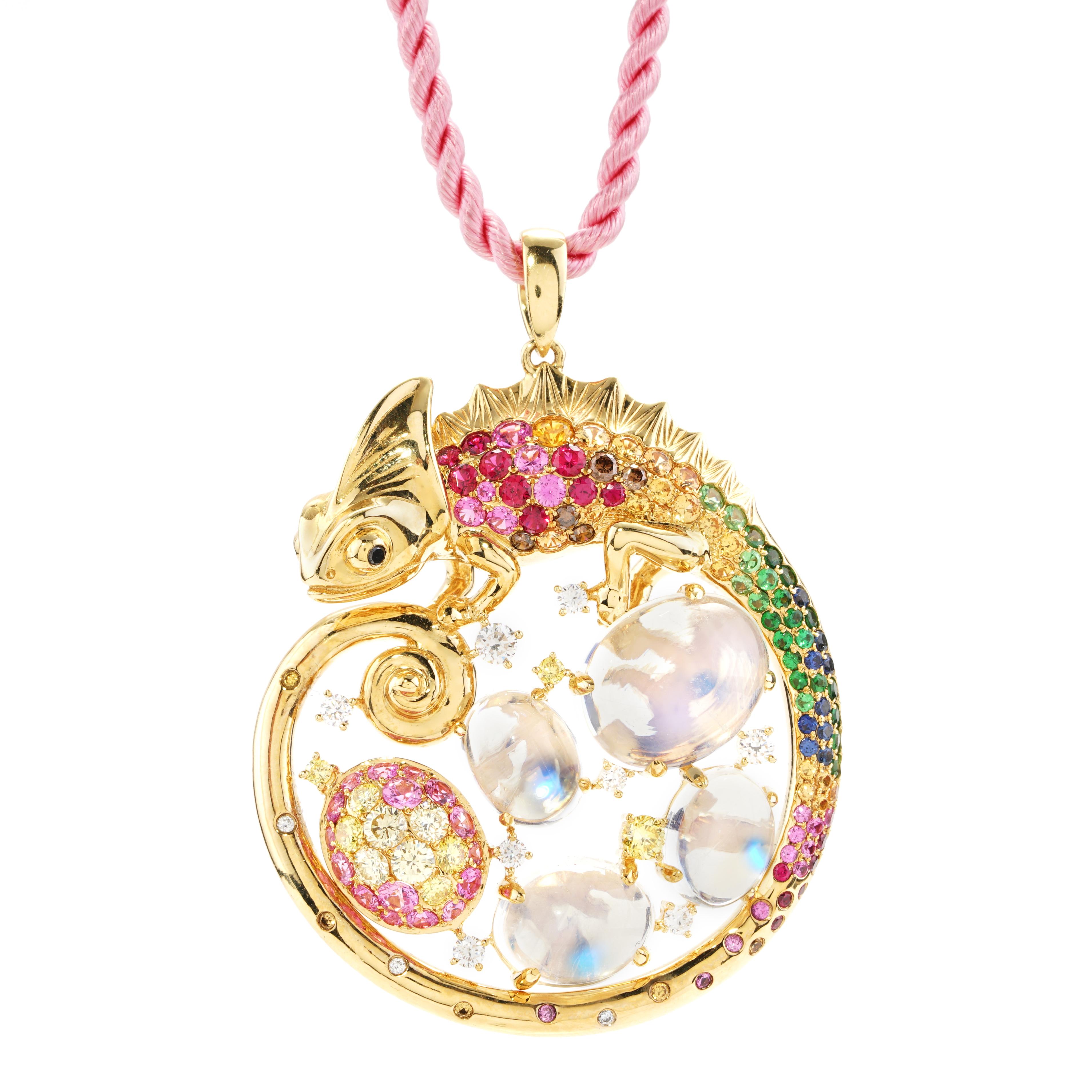Art Nouveau Ciondolo Camaleonte 12 pietre lunari CTTW con gemme e diamanti multicolori in oro 18 carati in vendita