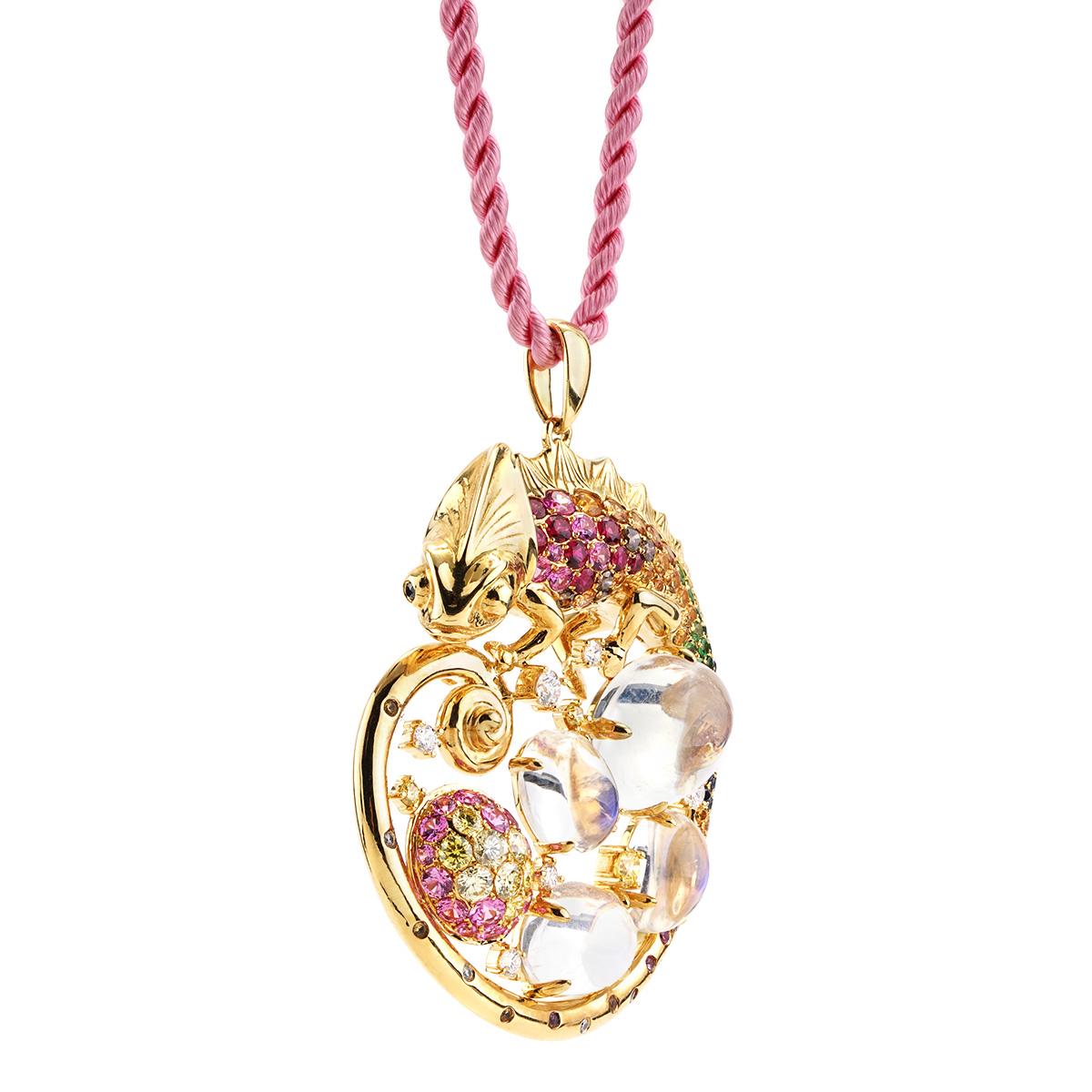 Ciondolo Camaleonte 12 pietre lunari CTTW con gemme e diamanti multicolori in oro 18 carati in vendita 1