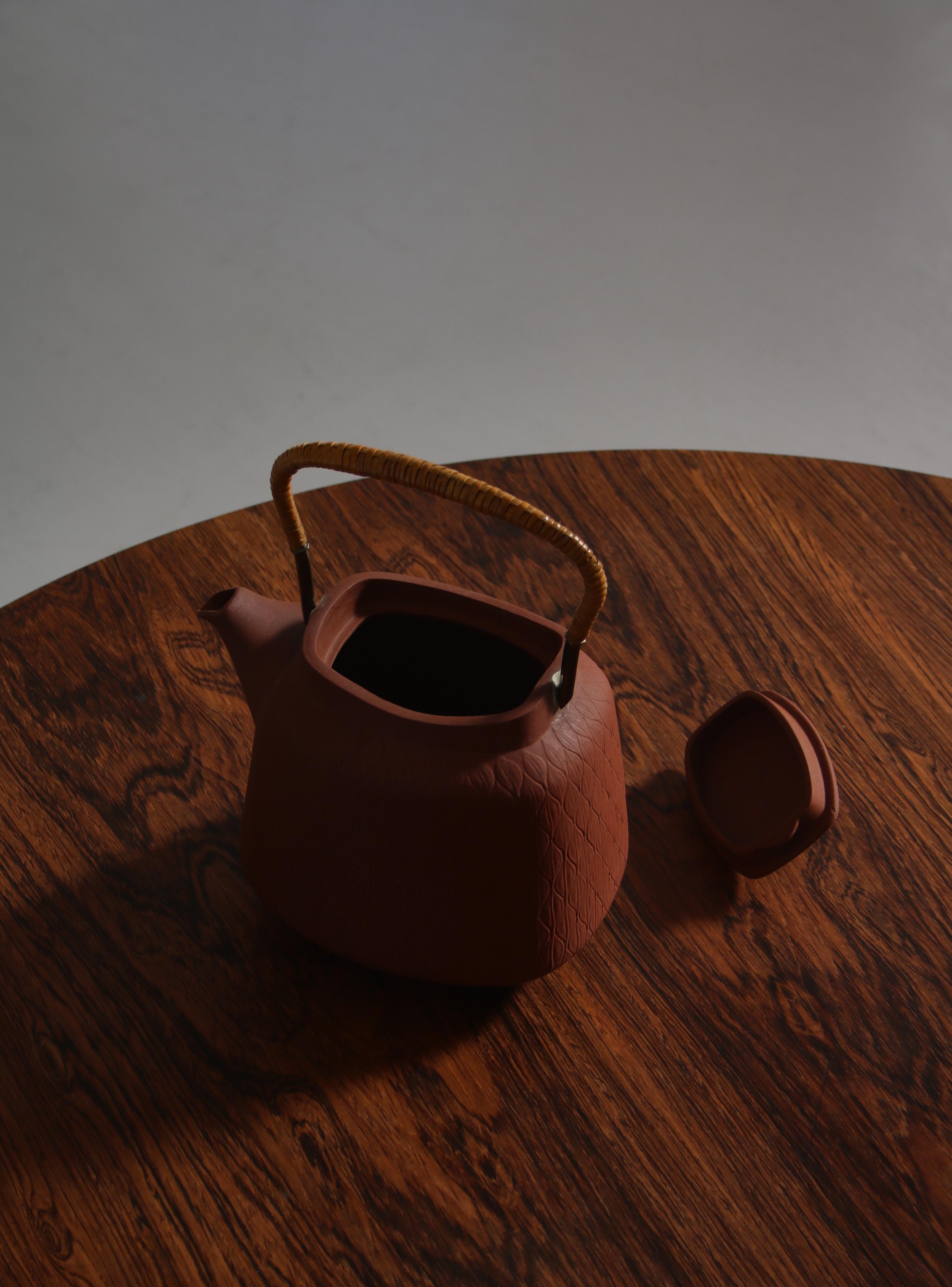 Chamotte Teapot by J.H. Quistgaard for Palshus Ceramics, Denmark, 1950s 1