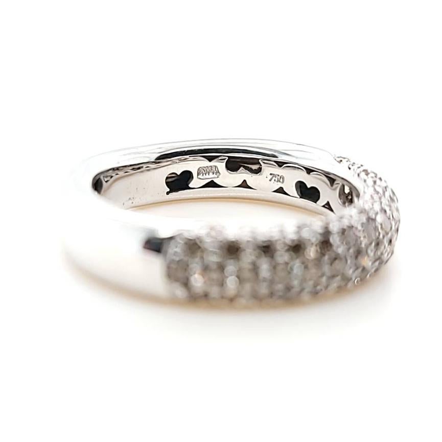 Anello con pavé di diamanti champagne e cioccolato in oro bianco in vendita 2