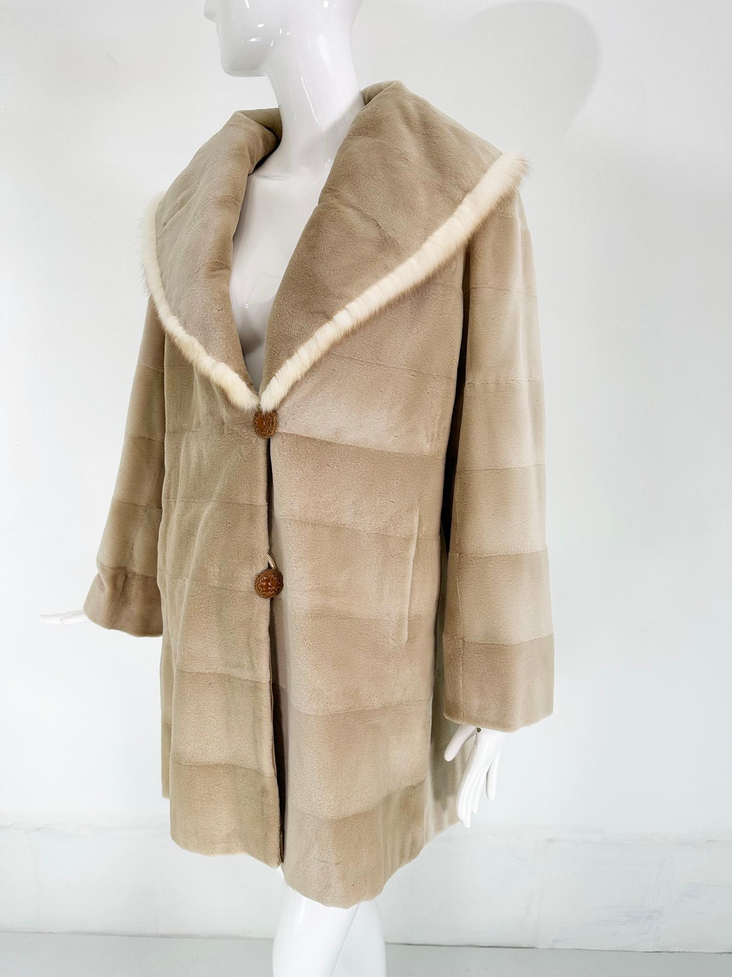 Champagne Blond Sheared Mink Reversible Jacket With Full Shawl Collar  For Sale 7