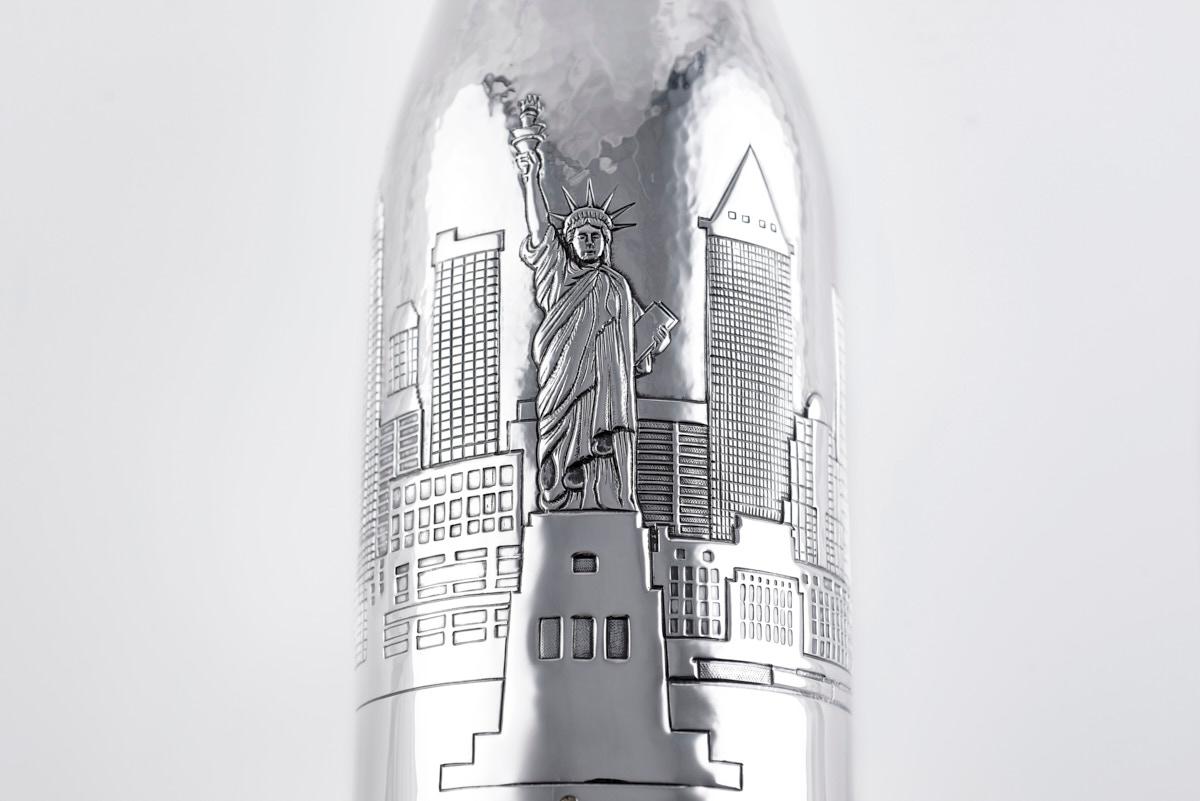 Champagne Bottle Cover, New York New York, Solid Siver, Luxury Gift, 2024, Italy For Sale 5
