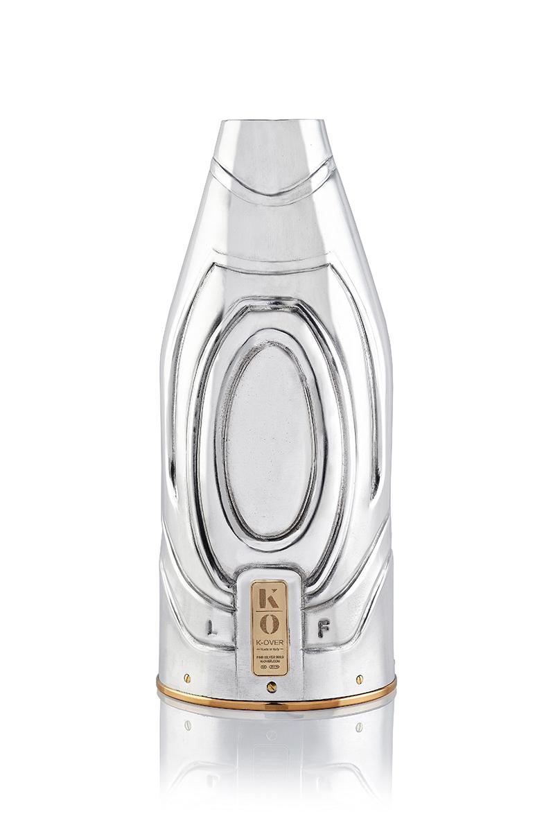 

Spazio, the new and fascinating K-Over completely handcrafted by Lorenzo Foglia. The matte finish is perfect to underline the modern design. 
This Lorenzo Foglia K-OVER is an essential acquisition for connoisseurs of unique, antique-style luxury