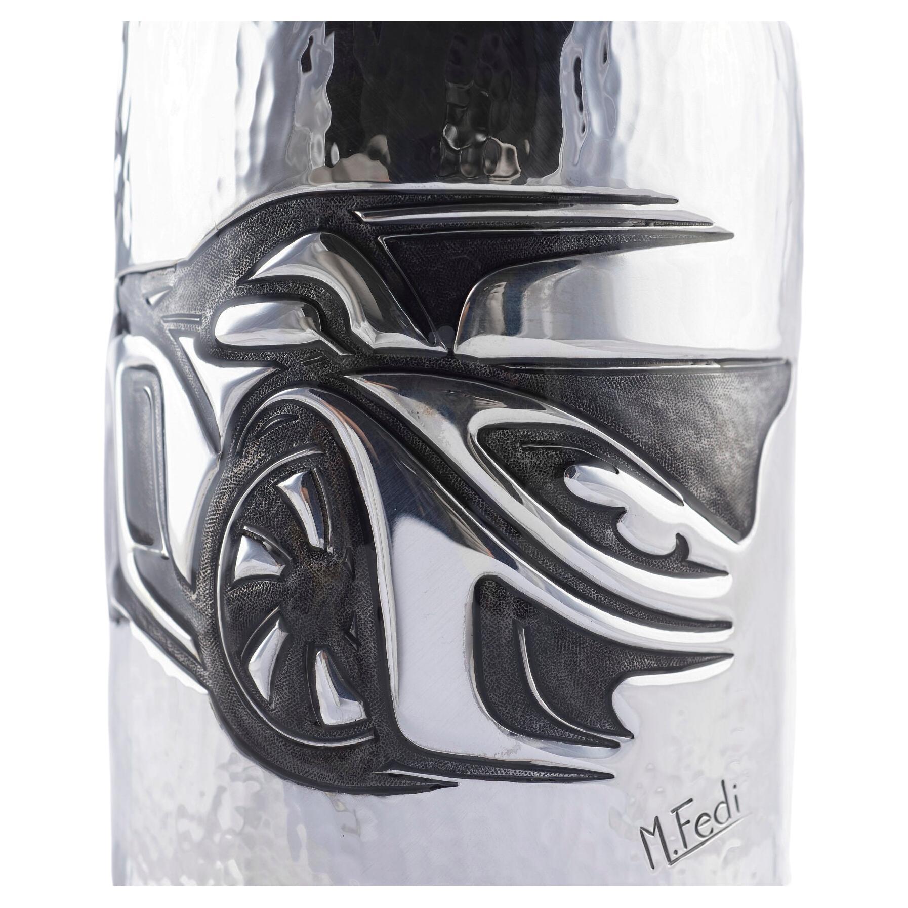 
We envisioned a K-OVER champagne cover that embodies the exhilarating spirit of supercars, capturing the perfect synergy between sports cars and champagne. Competitions are often celebrated with a final toast, and this cover is designed to honor