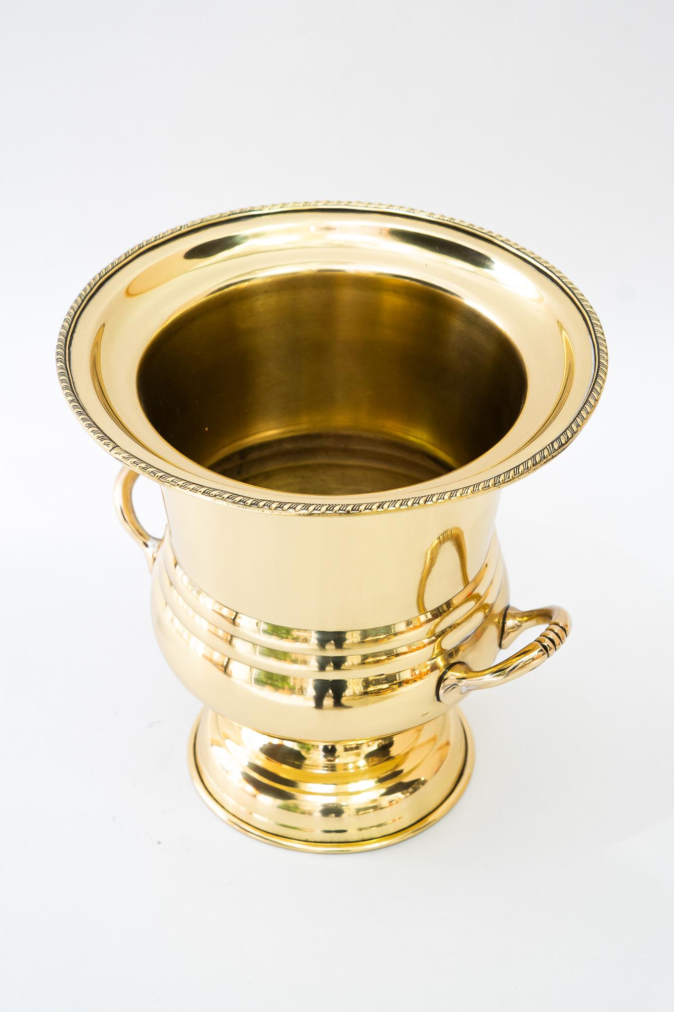 Champagne Bucket brass around, 1970s
Polished and stove enameled