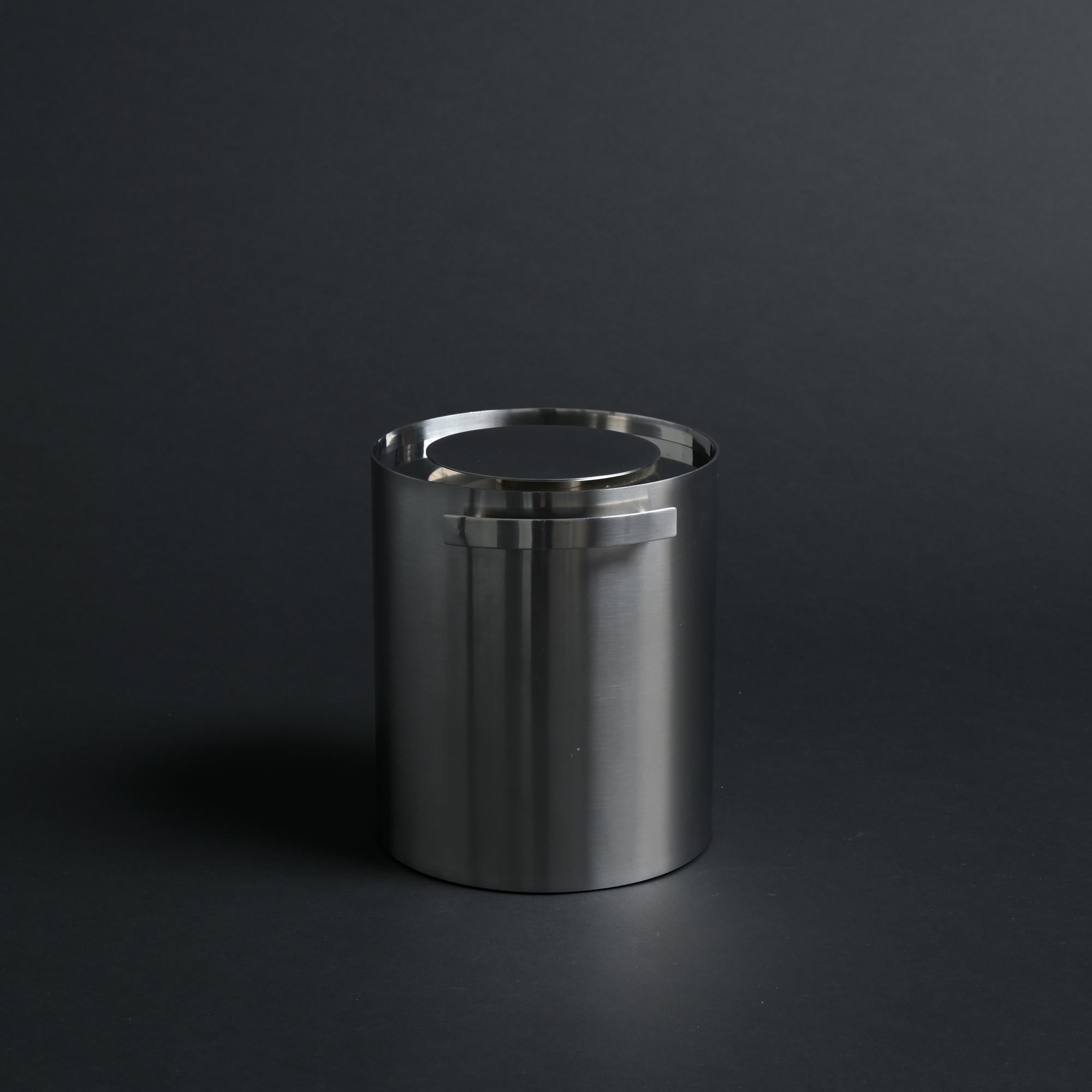 Champagne Bucket by Arne Jacobsen for Stelton For Sale 4