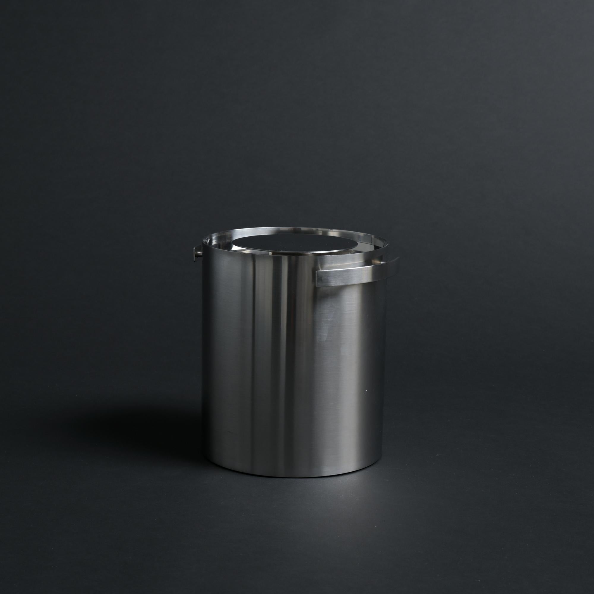 Champagne Bucket by Arne Jacobsen for Stelton For Sale 3