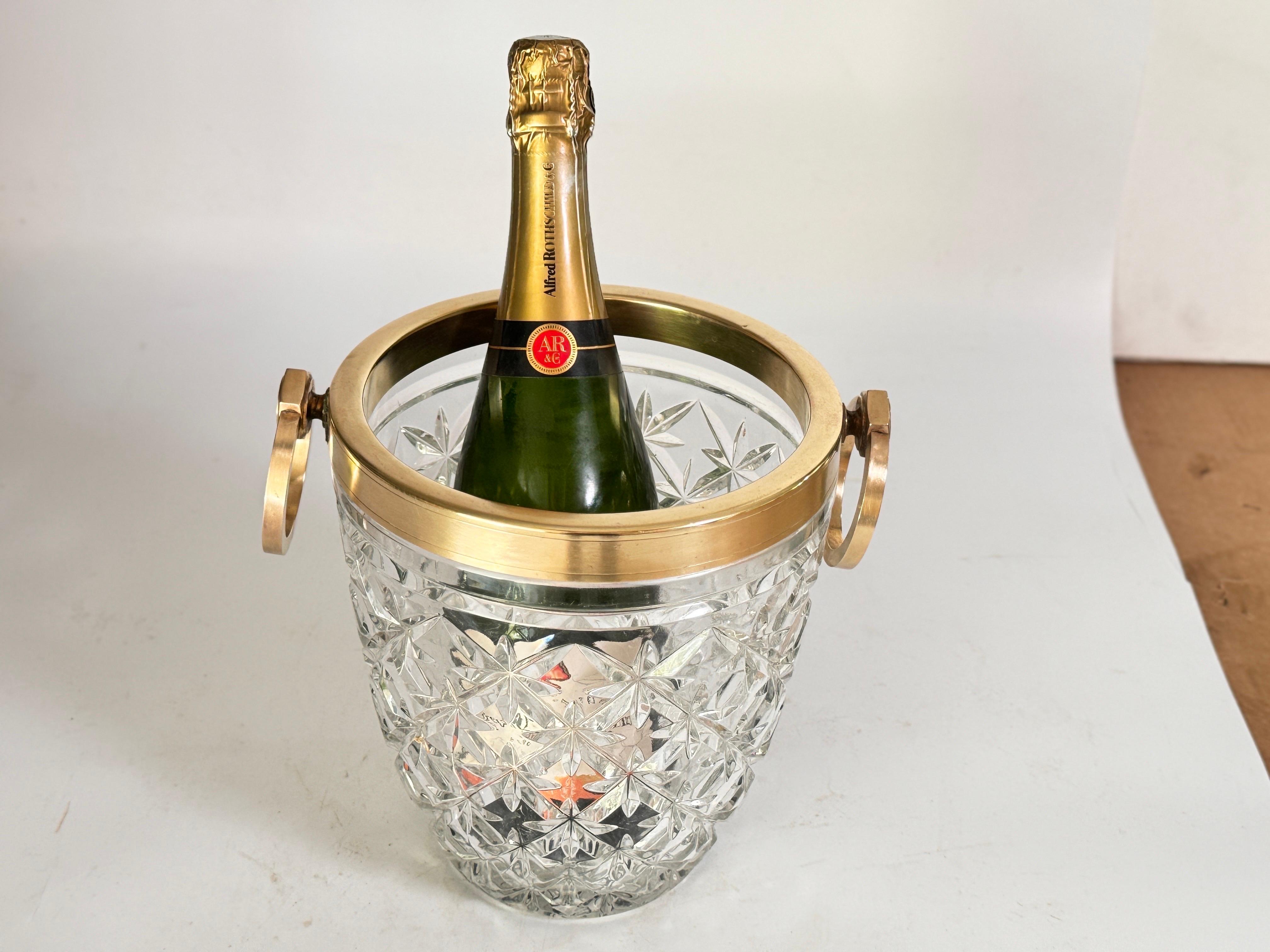 Champagnerkübel aus Kristall und Messing, transparente Farbe, Frankreich, 20. Jahrhundert im Angebot 6