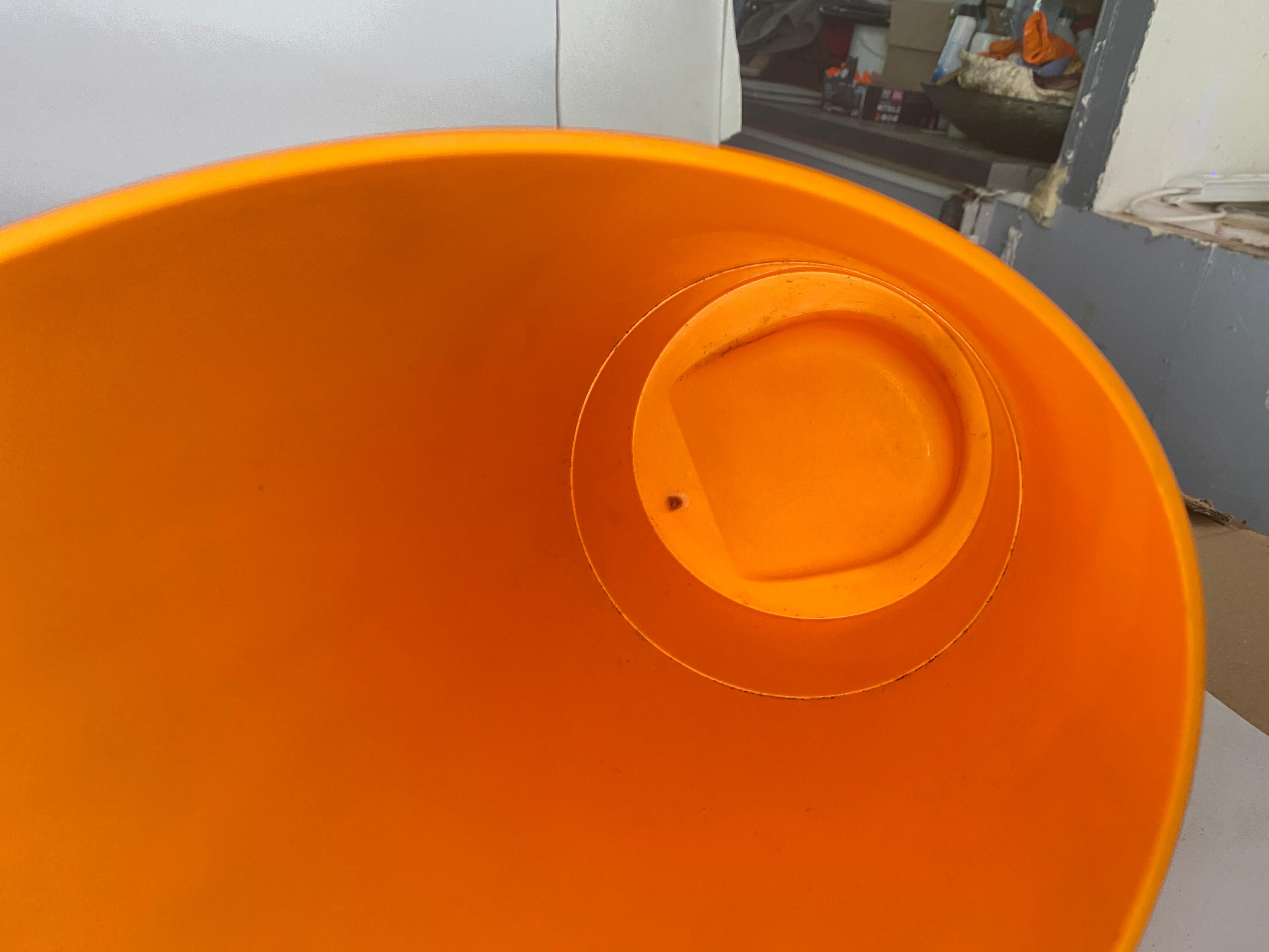 Champagne Bucket Veuve Cliquot in plastic Orange Color France 20th Century In Good Condition For Sale In Auribeau sur Siagne, FR