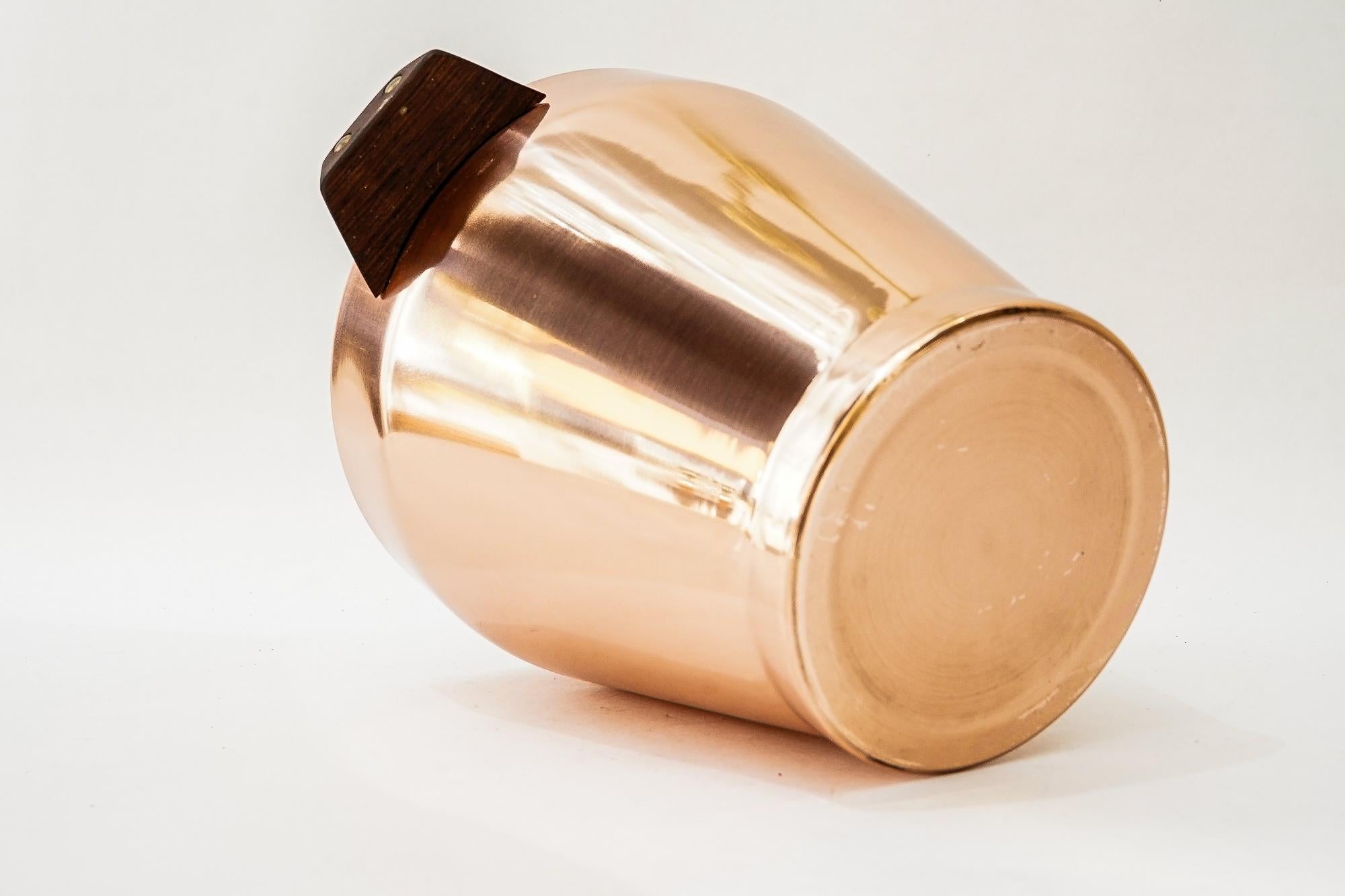 Polished Champagne copper Bucket Round, switzerland around 1920s