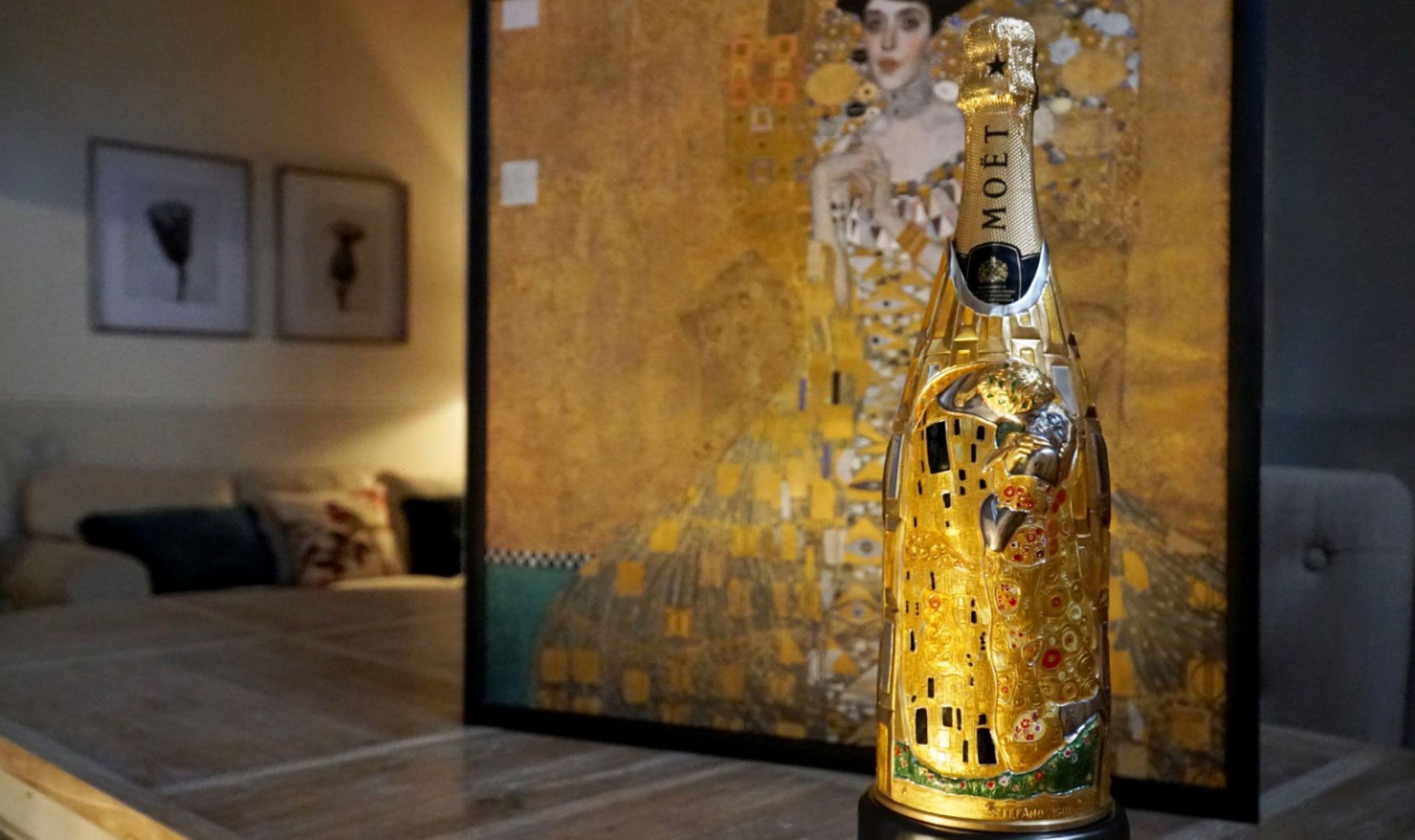 K-OVER Champagner, 21. Jahrhundert, massives reines Silber, The Kiss, Italien im Angebot 5