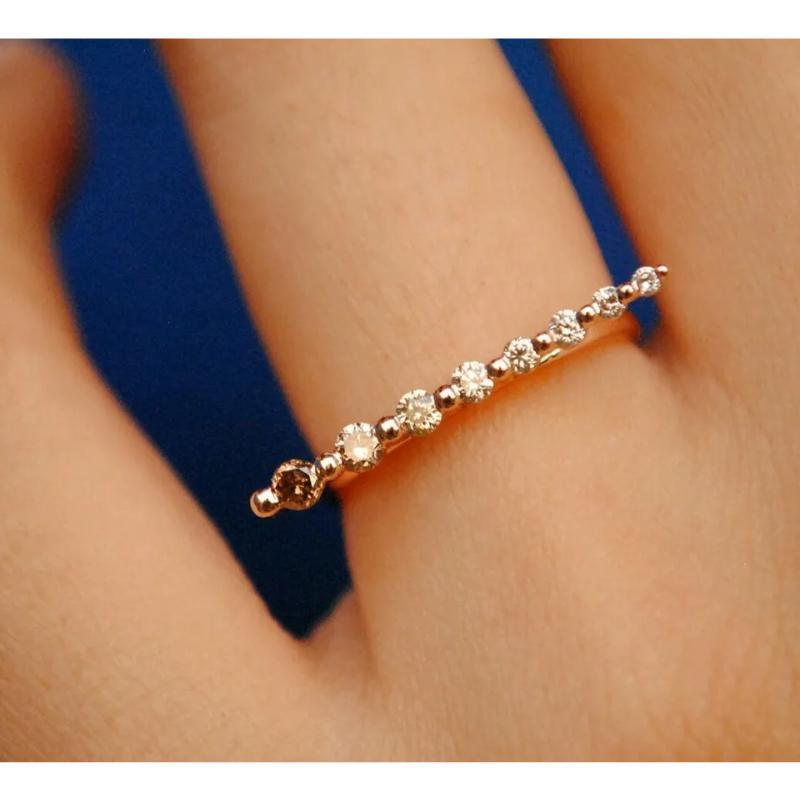 Horizontischer Champagner-Diamant- Gradient Bar 14k Goldring im Zustand „Neu“ im Angebot in Chicago, IL