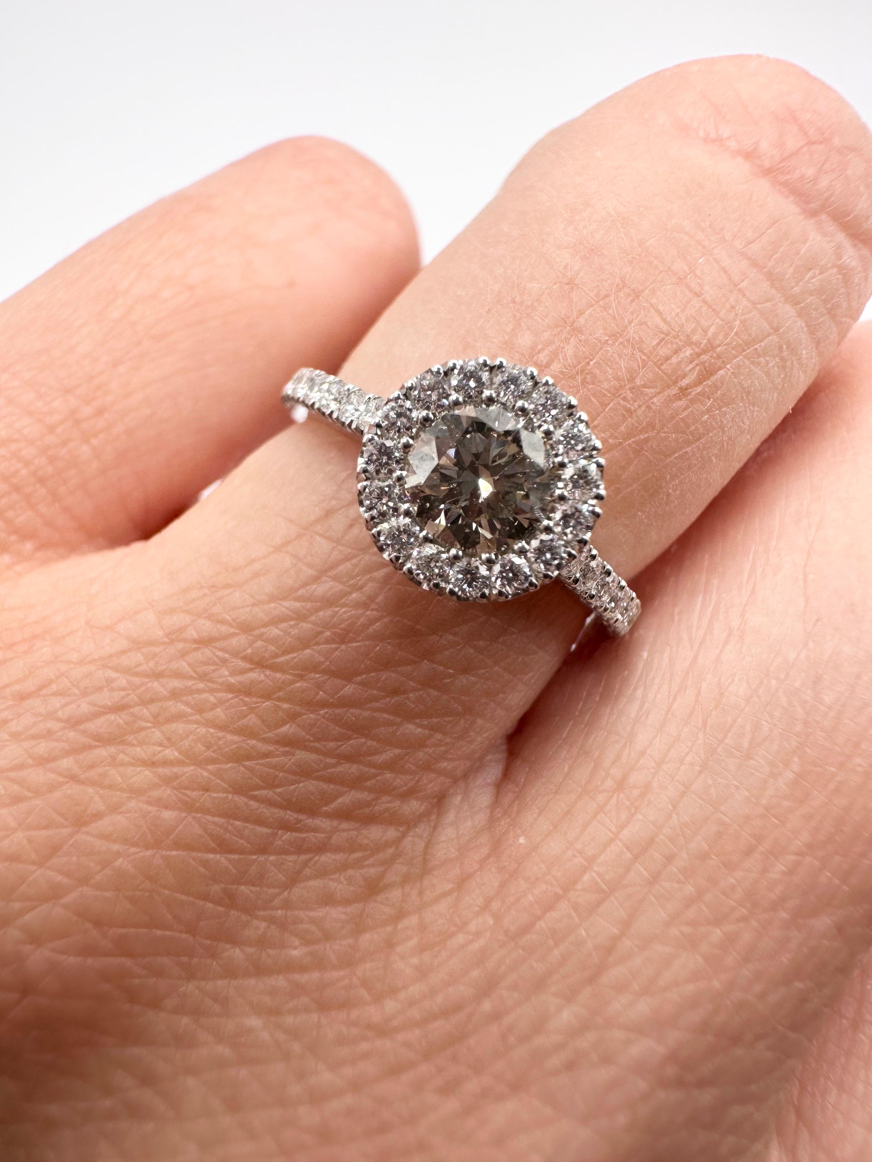 Champagner Champagner-Diamantring 18KT Gold Floral-Halo-Diamantring für Damen oder Herren im Angebot