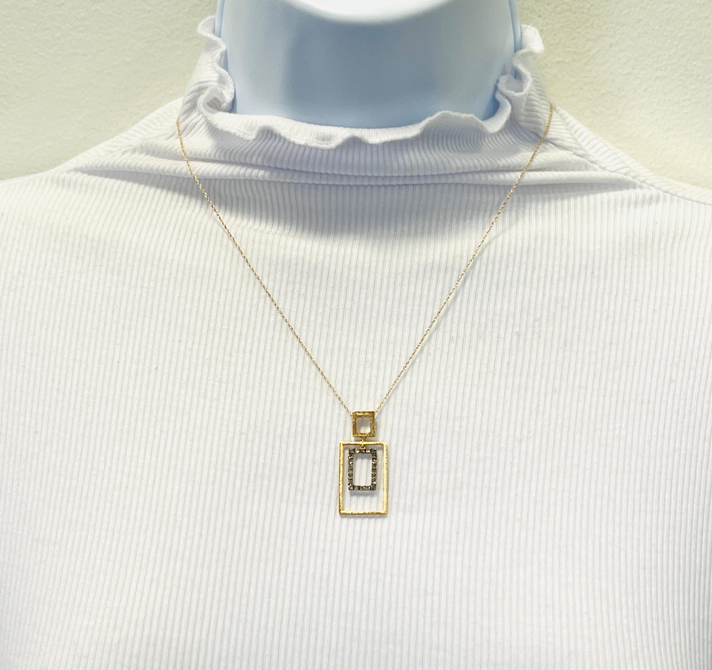 Round Cut Champagne Diamond Round Pendant Necklace in 14K Yellow Gold For Sale