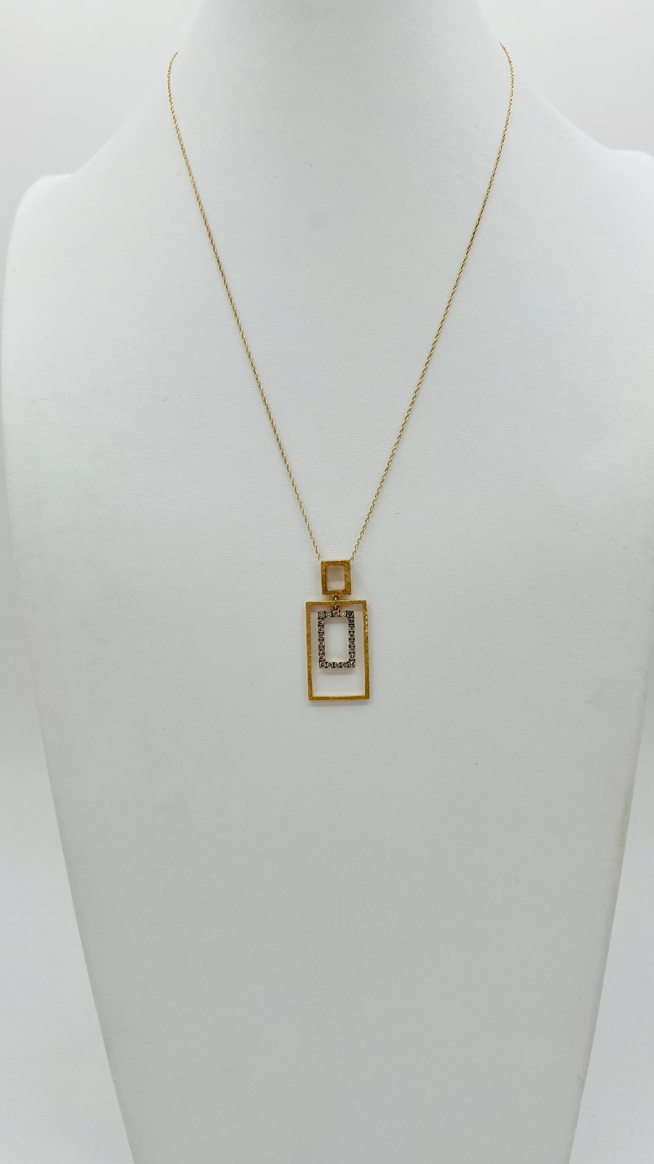 Women's or Men's Champagne Diamond Round Pendant Necklace in 14K Yellow Gold For Sale