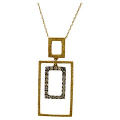 Halskette mit rundem Champagner-Diamant-Anhänger aus 14K Gelbgold