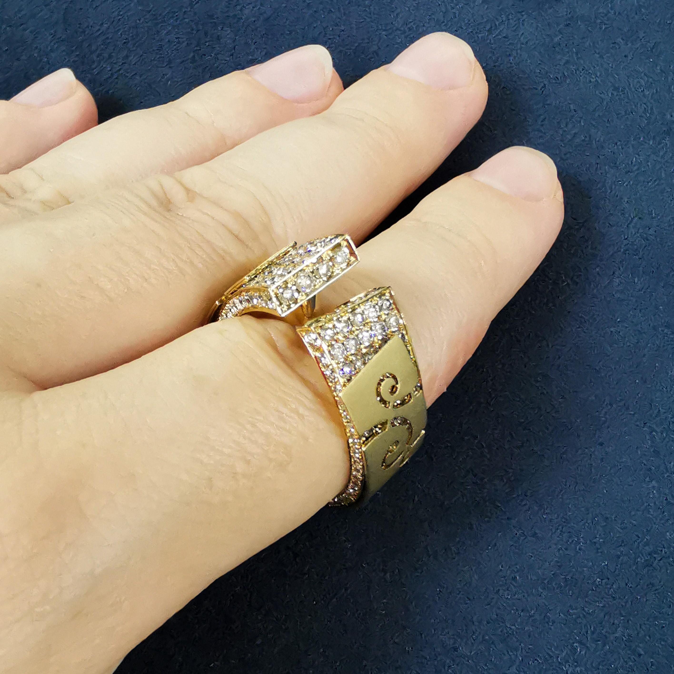 Champagne Diamonds 18 Karat Yellow Gold Pret-a-Porter Pendant Suite 6