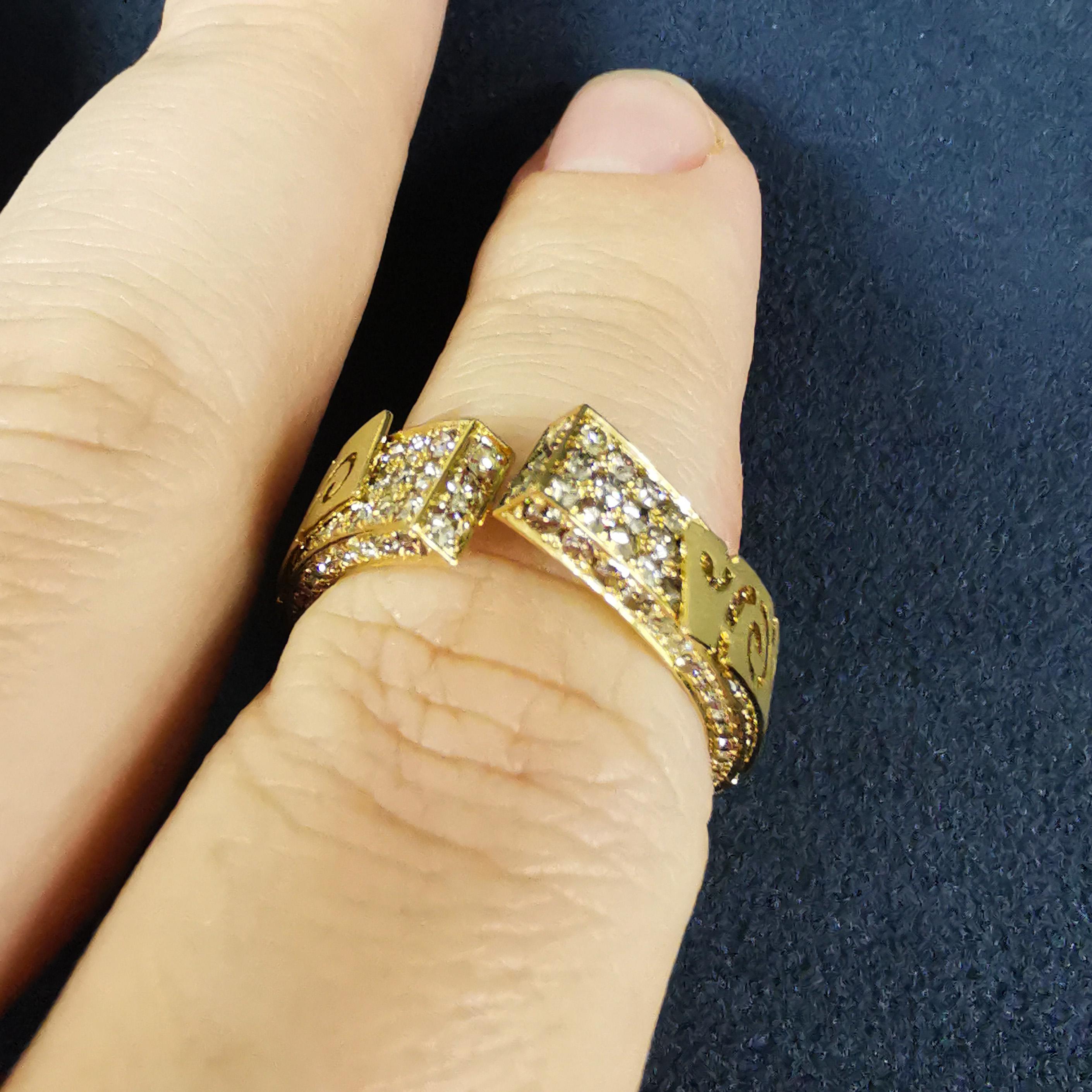 Champagne Diamonds 18 Karat Yellow Gold Small Veil Ring For Sale 4